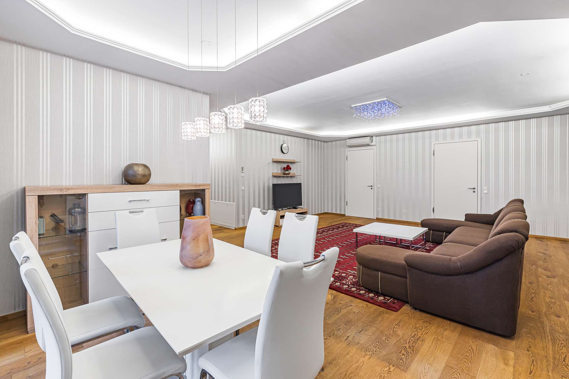 Luxuriöse 4-Zimmer-Wohnung – seltene Gelegenheit an der Münchner Freiheit
