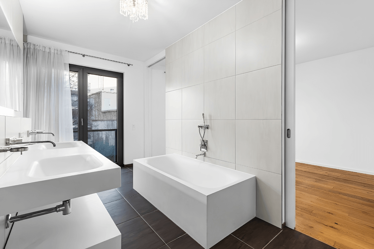 Luxuriöse 4-Zimmer-Wohnung - ruhig im Innenhof gelegen