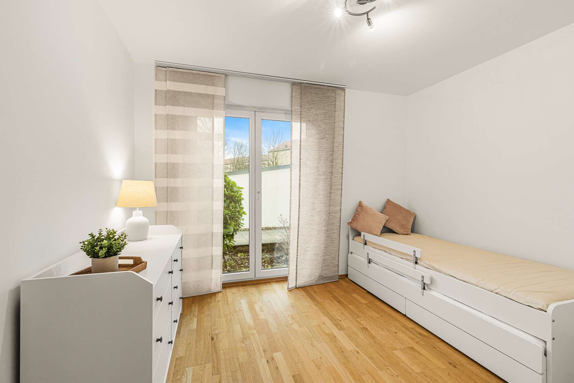 Sonnige 3-Zimmer-Terrassenwohnung und Hobbyraum