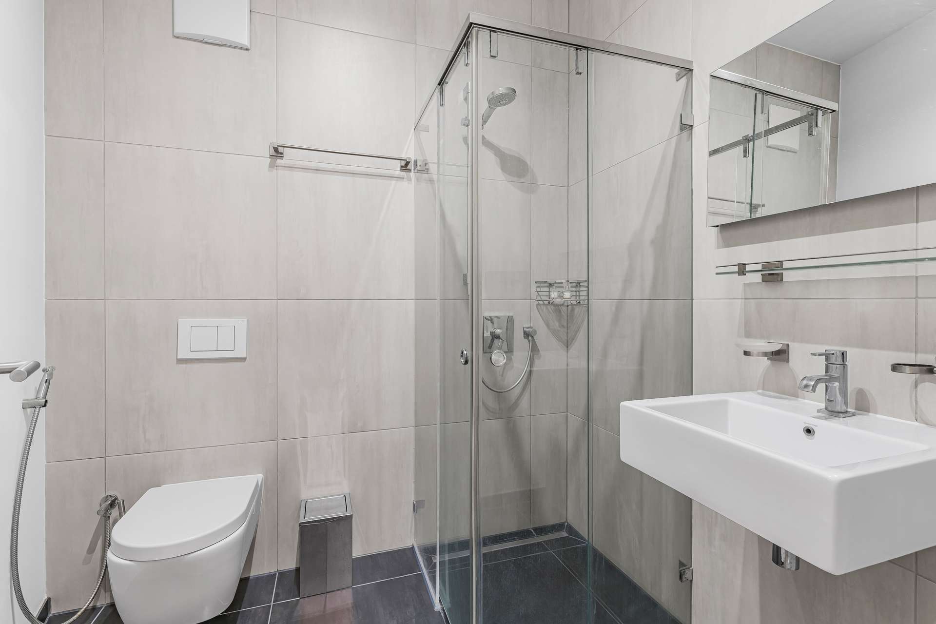 Luxuriöse 4-Zimmer-Wohnung - ruhig im Innenhof gelegen