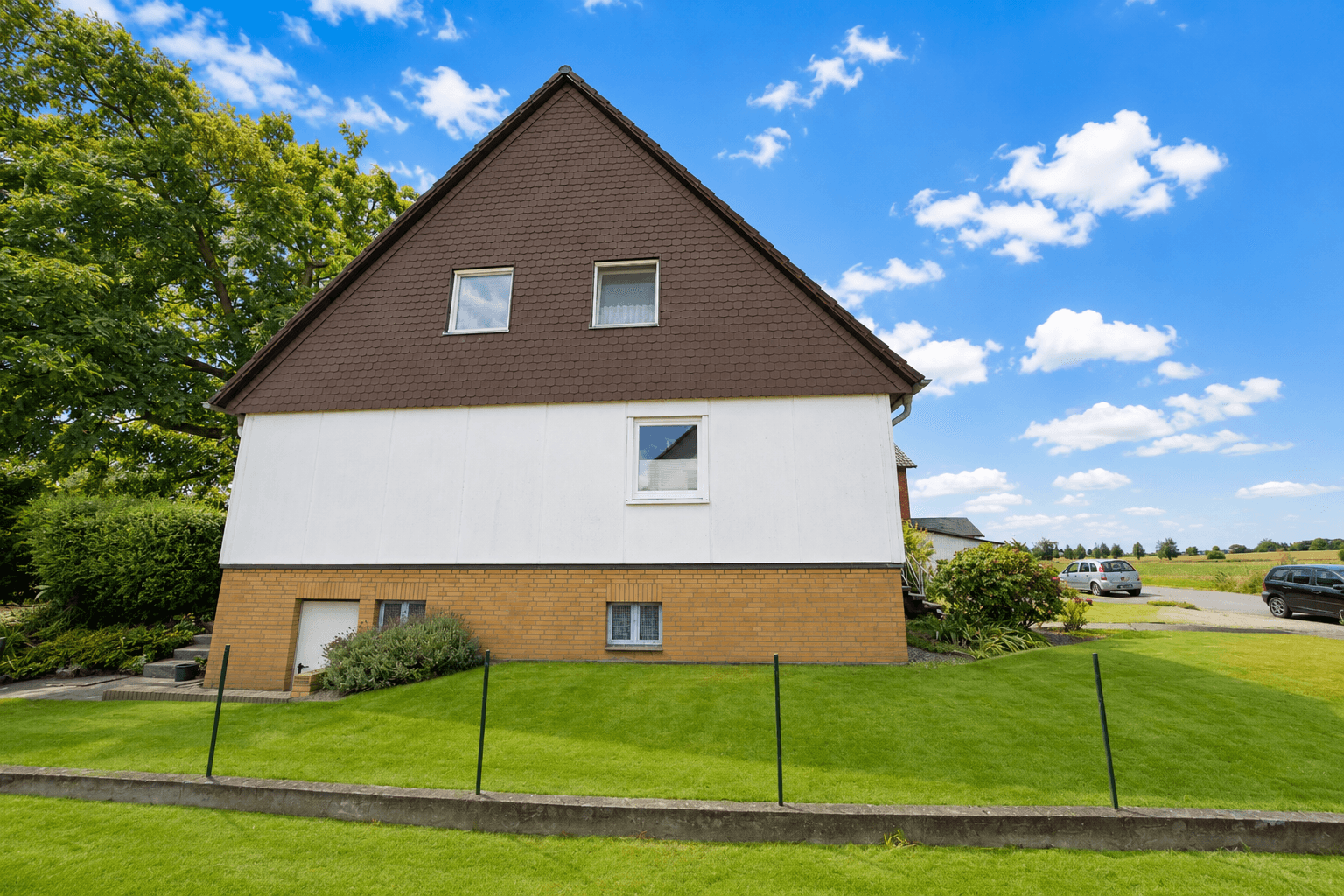 seitliche Ansicht (KI bearbeitet)