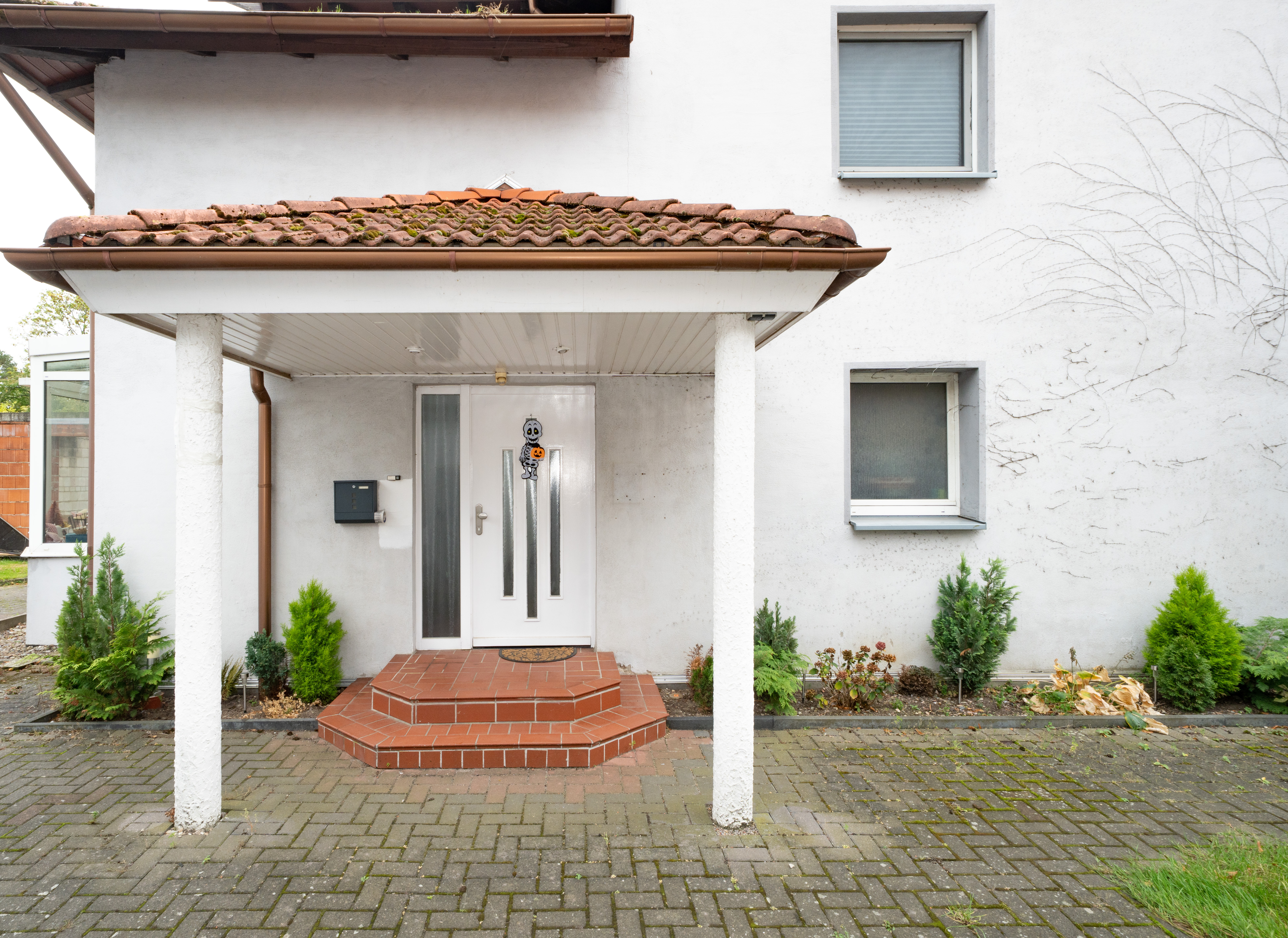 Zugang Haus bzw. Wohnung