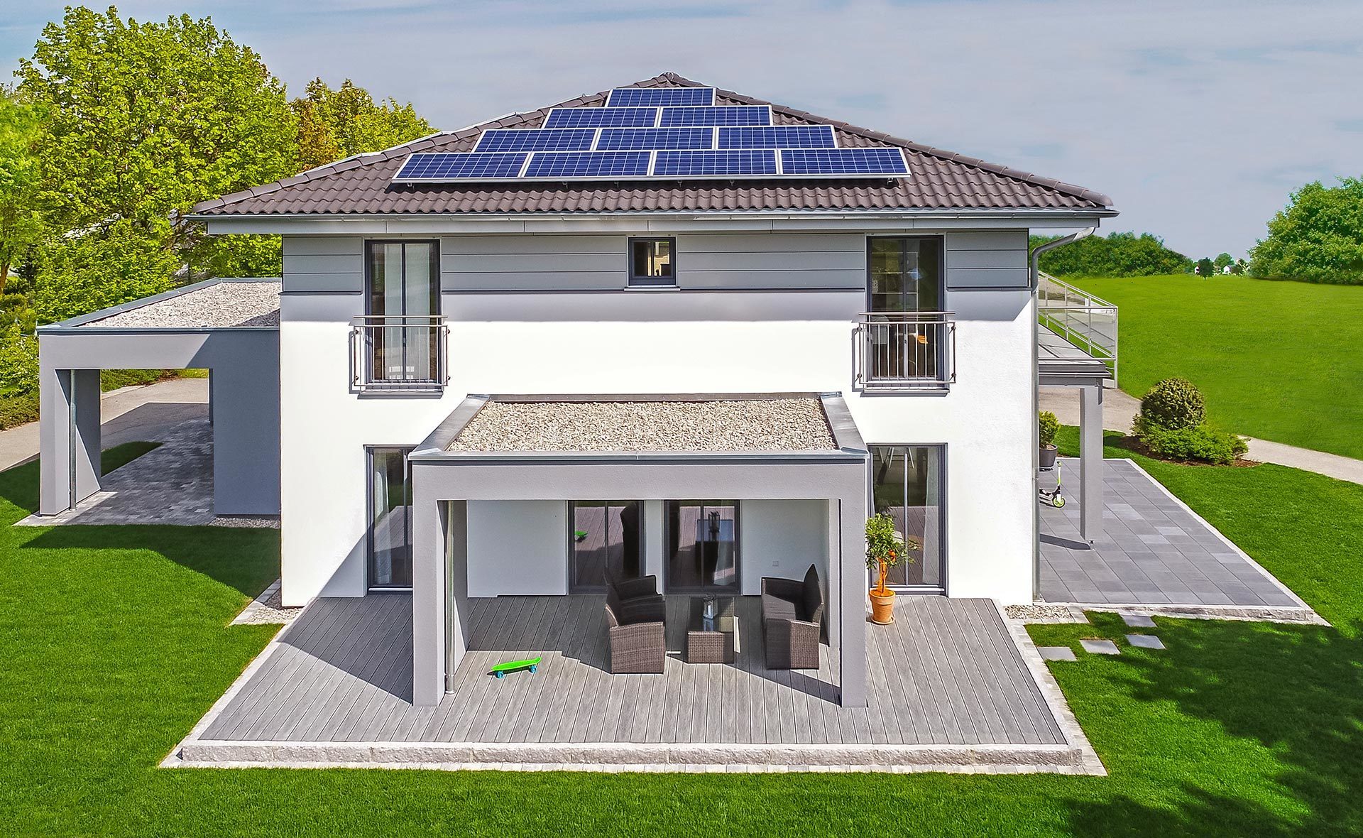 Bauen Sie mit dem Testsieger ihr Effizienzhaus 40 Plus – Kauf in Bad Soden-Salmünster – musterhaus-haas-mh-falkenberg-150-sued (10/14)