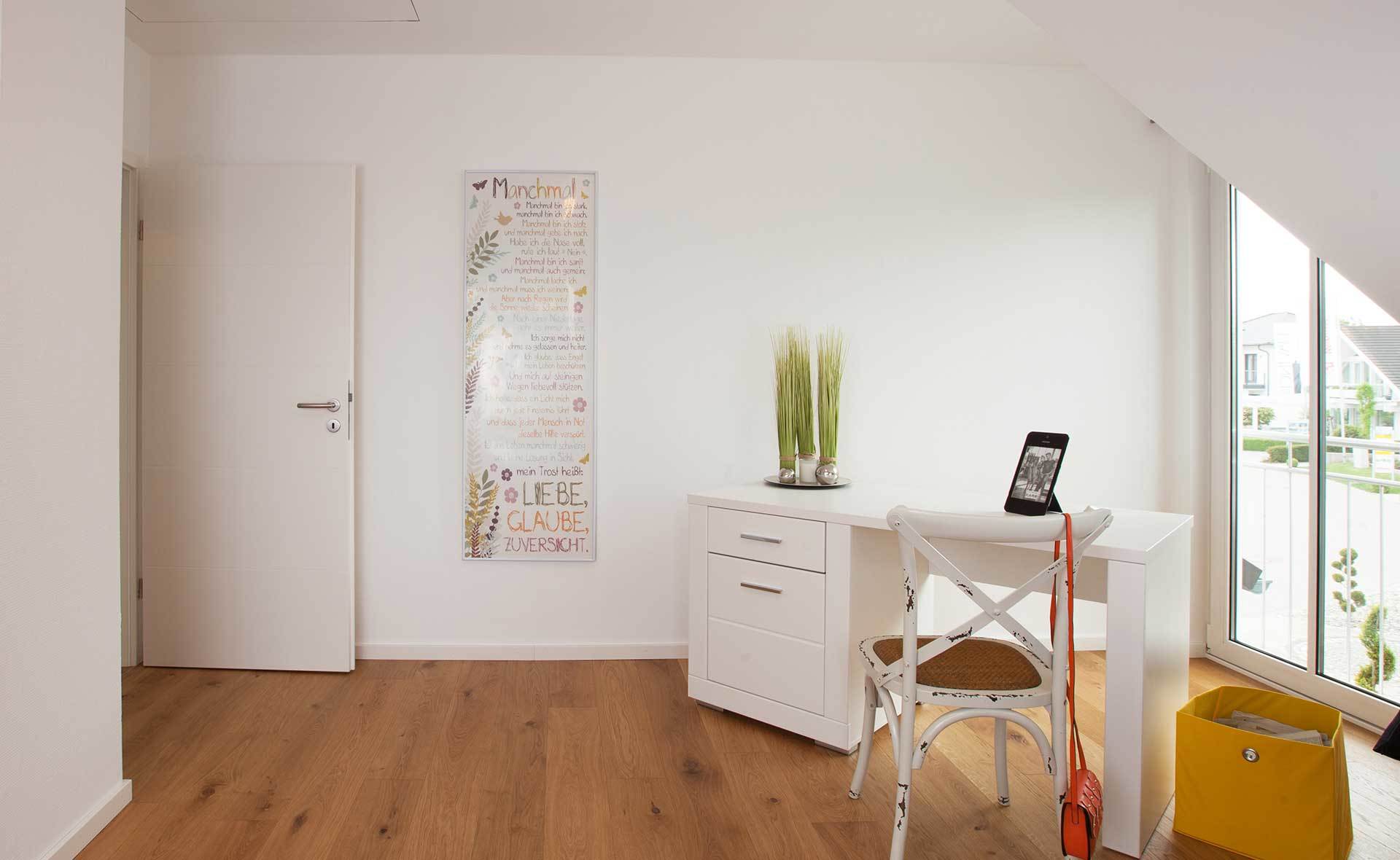 Klassisches Einfamilienhaus mit viel Platz auf kleinem Raum – Kauf in  – klassisches-einfamilienhaus-haas-s-130-a-kinderzimmer-2 (6/9)