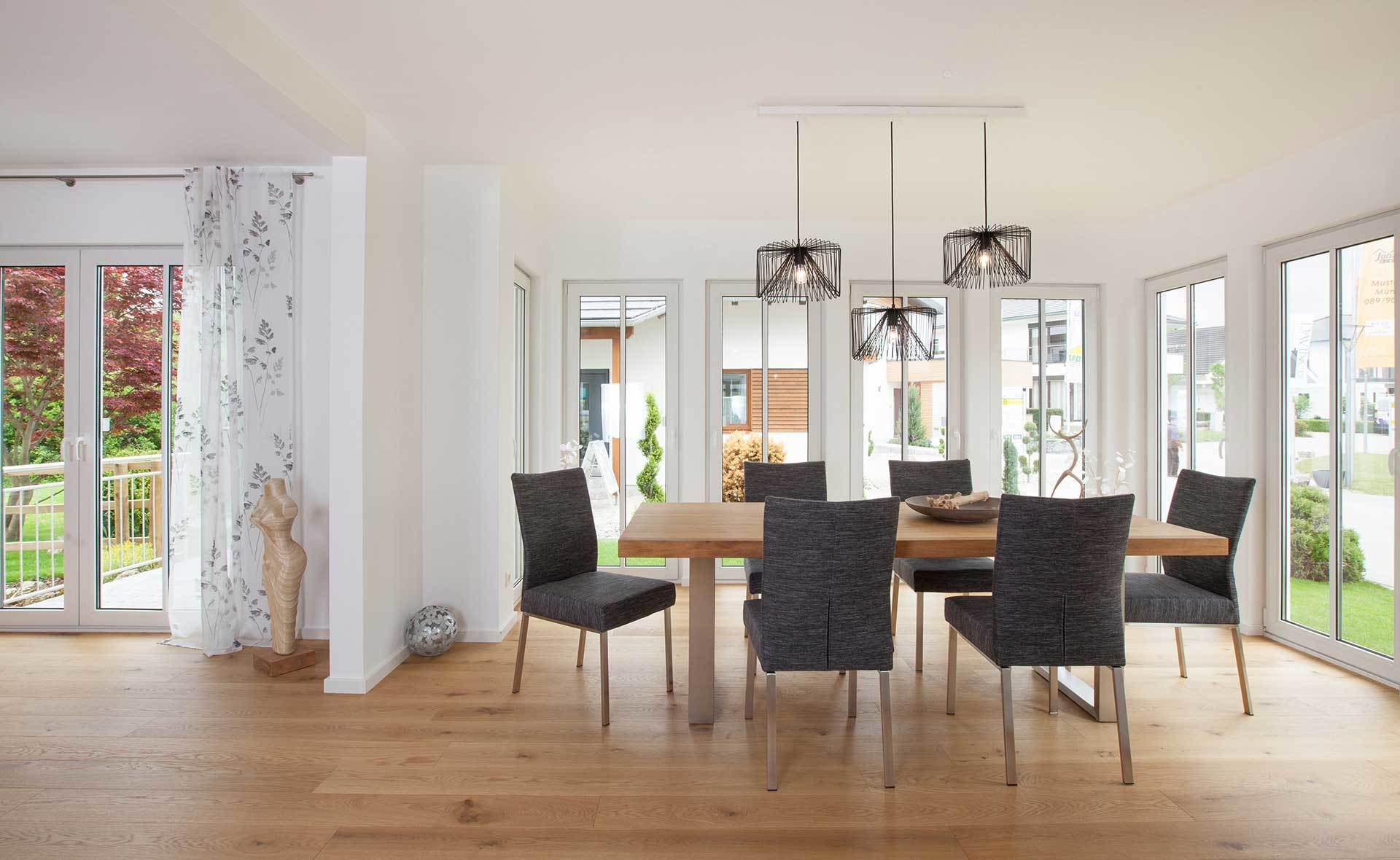 Klassisches Einfamilienhaus mit viel Platz auf kleinem Raum – Kauf in  – klassisches-einfamilienhaus-haas-s-130-a-esszimmer (5/9)