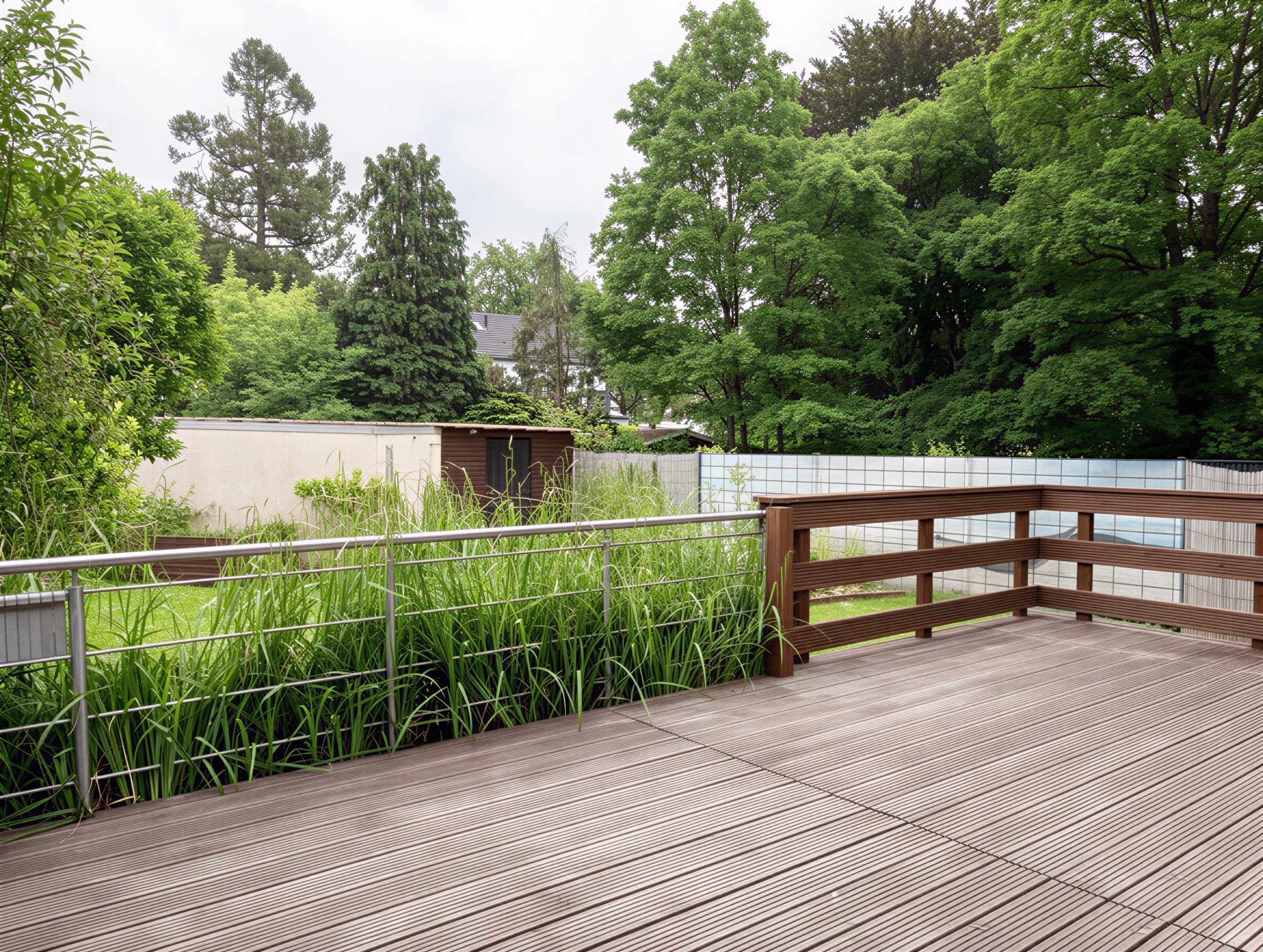 Viel Platz für die ganze Familie, Reihenendhaus mit Traumgarten, Terrasse und 3 Garagen - Bild 3