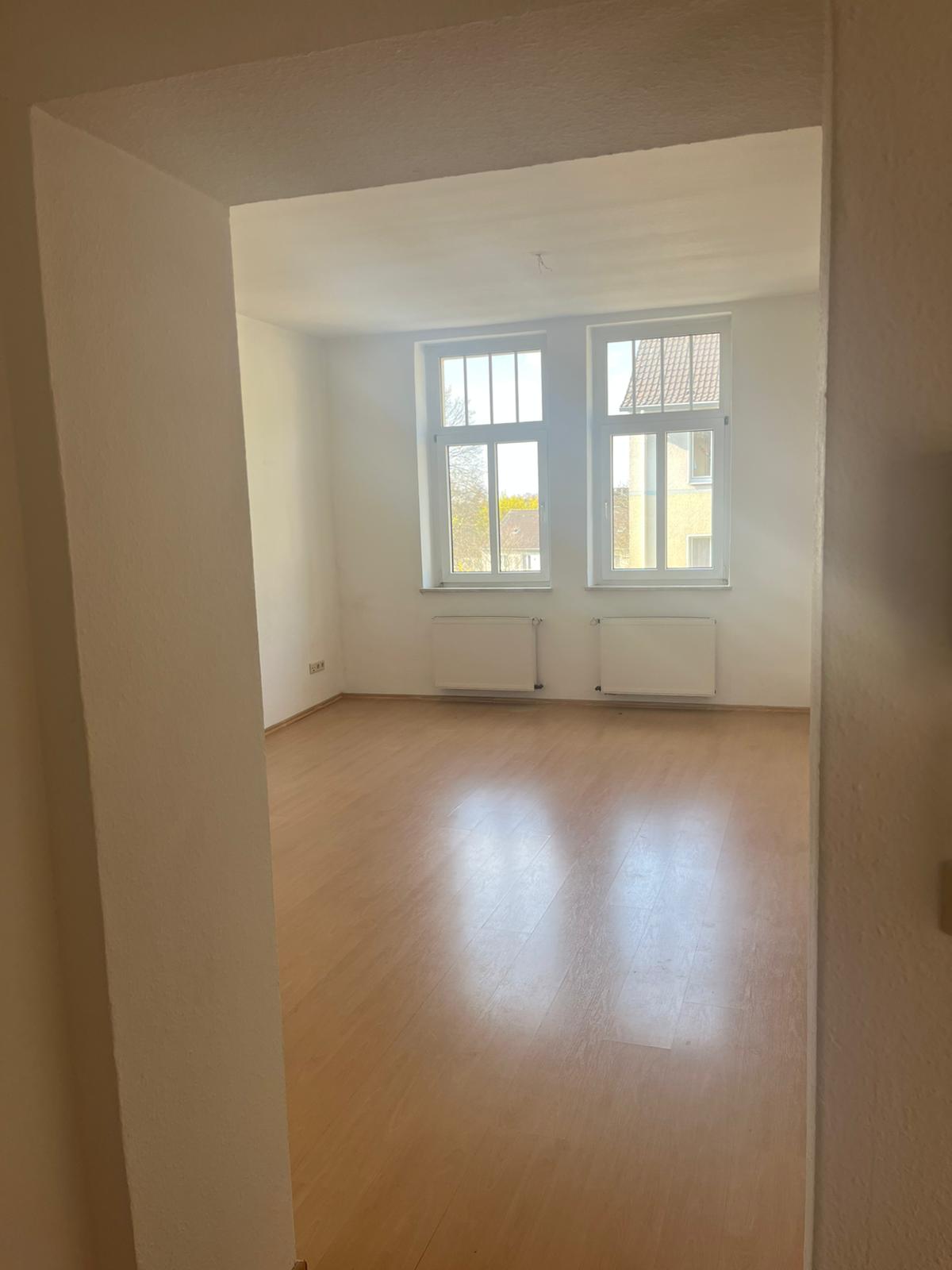 Charmantes 4-Parteienhaus in ruhiger Lage, saniert, gepflegt und mit historischem Altbauflair - Bild 5