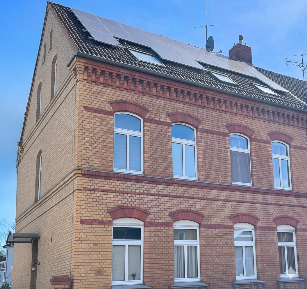Ankommen & wohlfühlen: Stilvolles Wohnen mit Einliegerwohnung super gepflegt