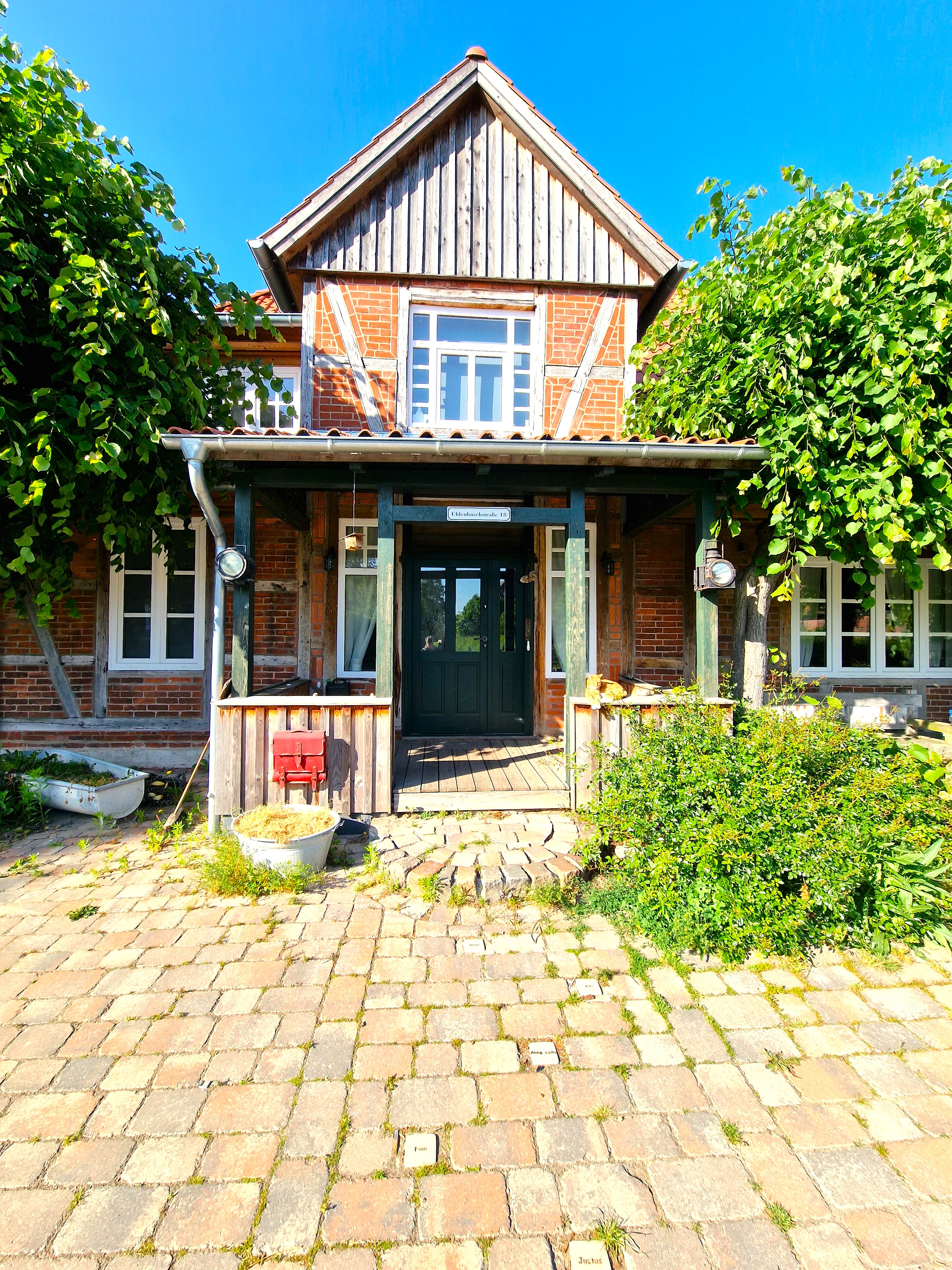 Traumhaftes  Landhaus , aufwändig  saniert, mit viel Platz für die Familie
