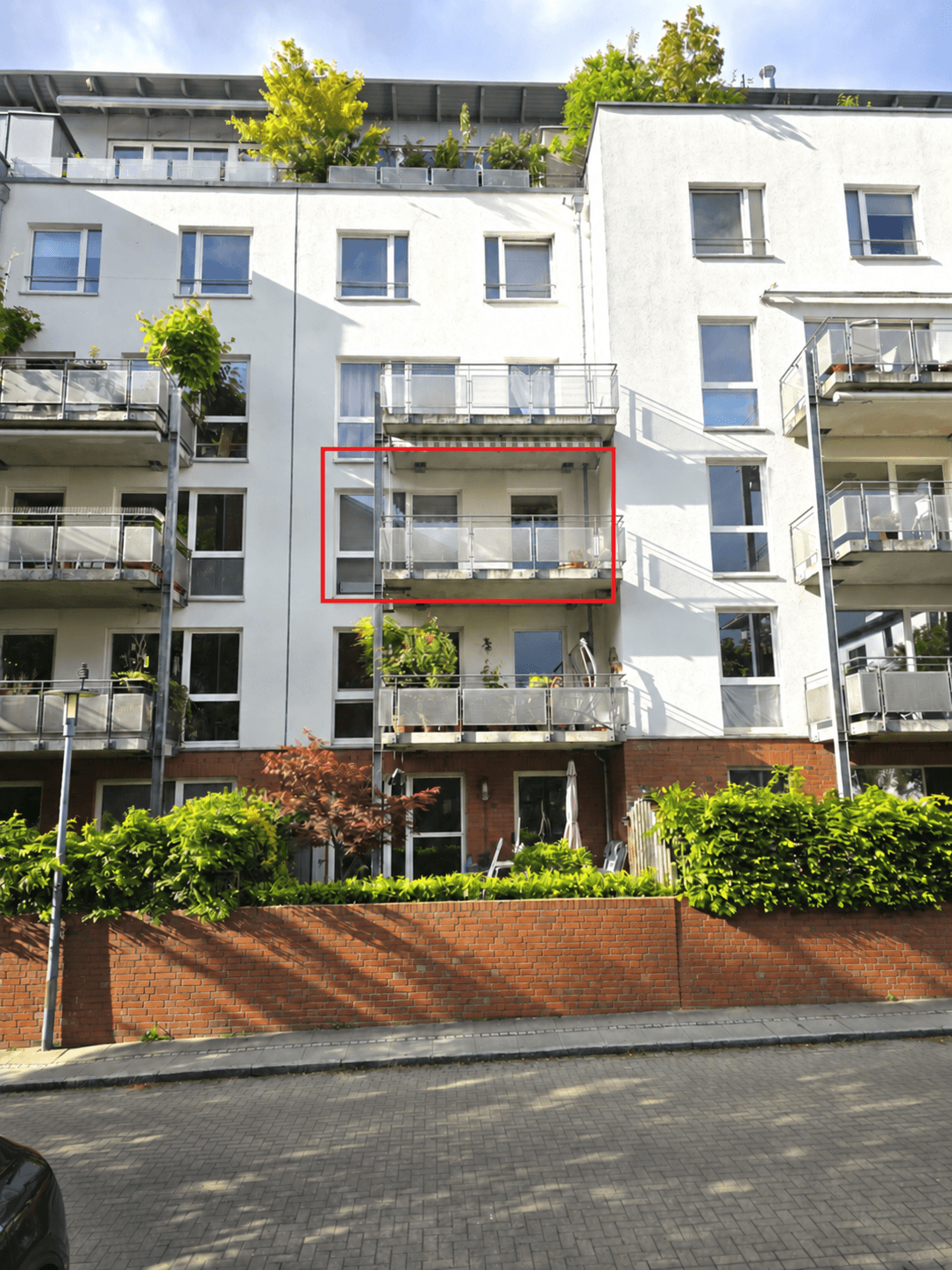Stilvoll wohnen in Bahrenfeld: Großzügige Eigentumswohnung mit Südbalkon und Tiefgarage