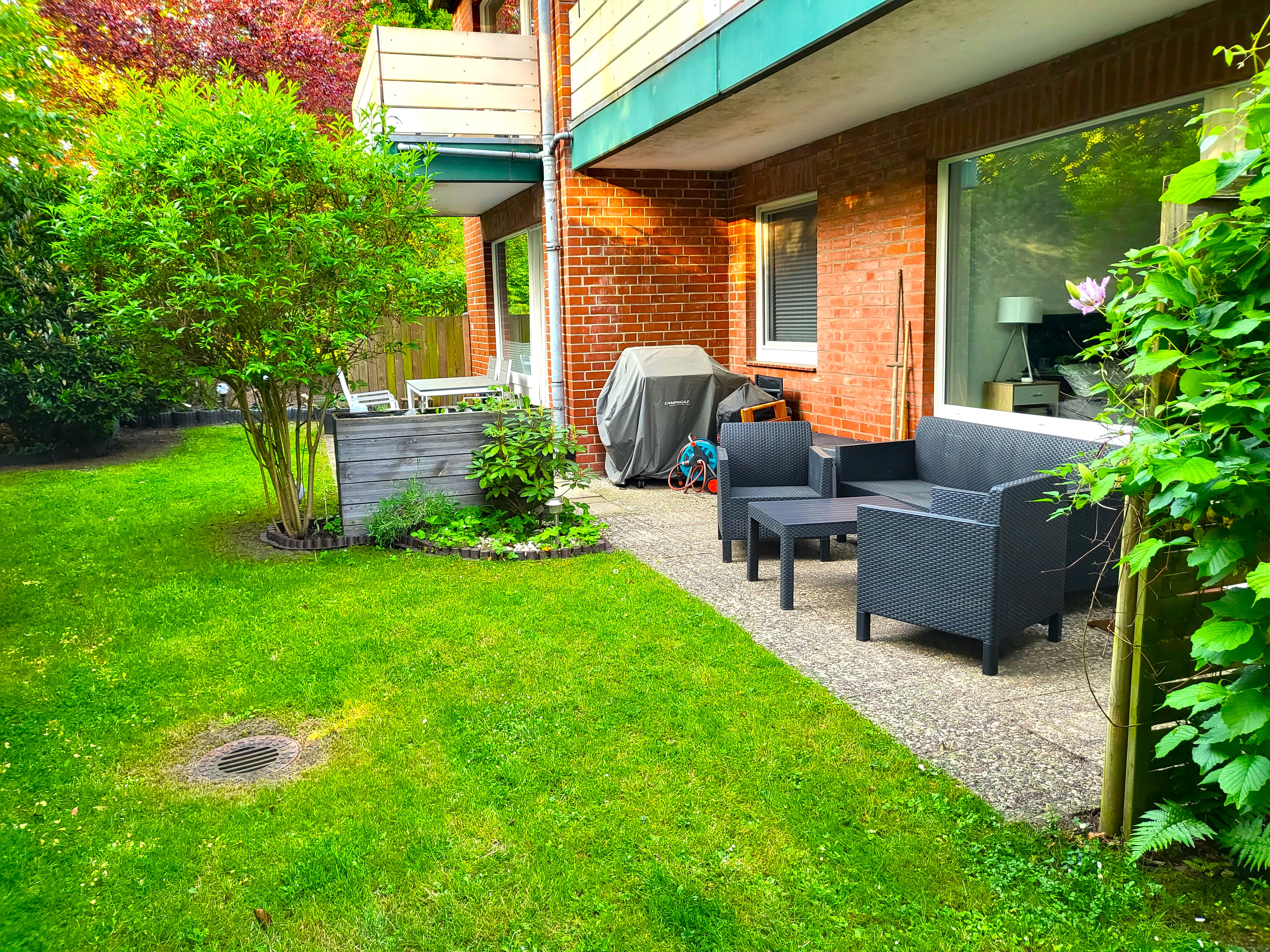 Ruhig gelegene 4-Zimmerwohnung im Herzen von Reinbek, inklusive Tiefgaragenstellplatz!