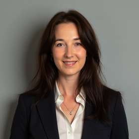 Anna Holzapfel - Immobilienmaklerin Kelheim