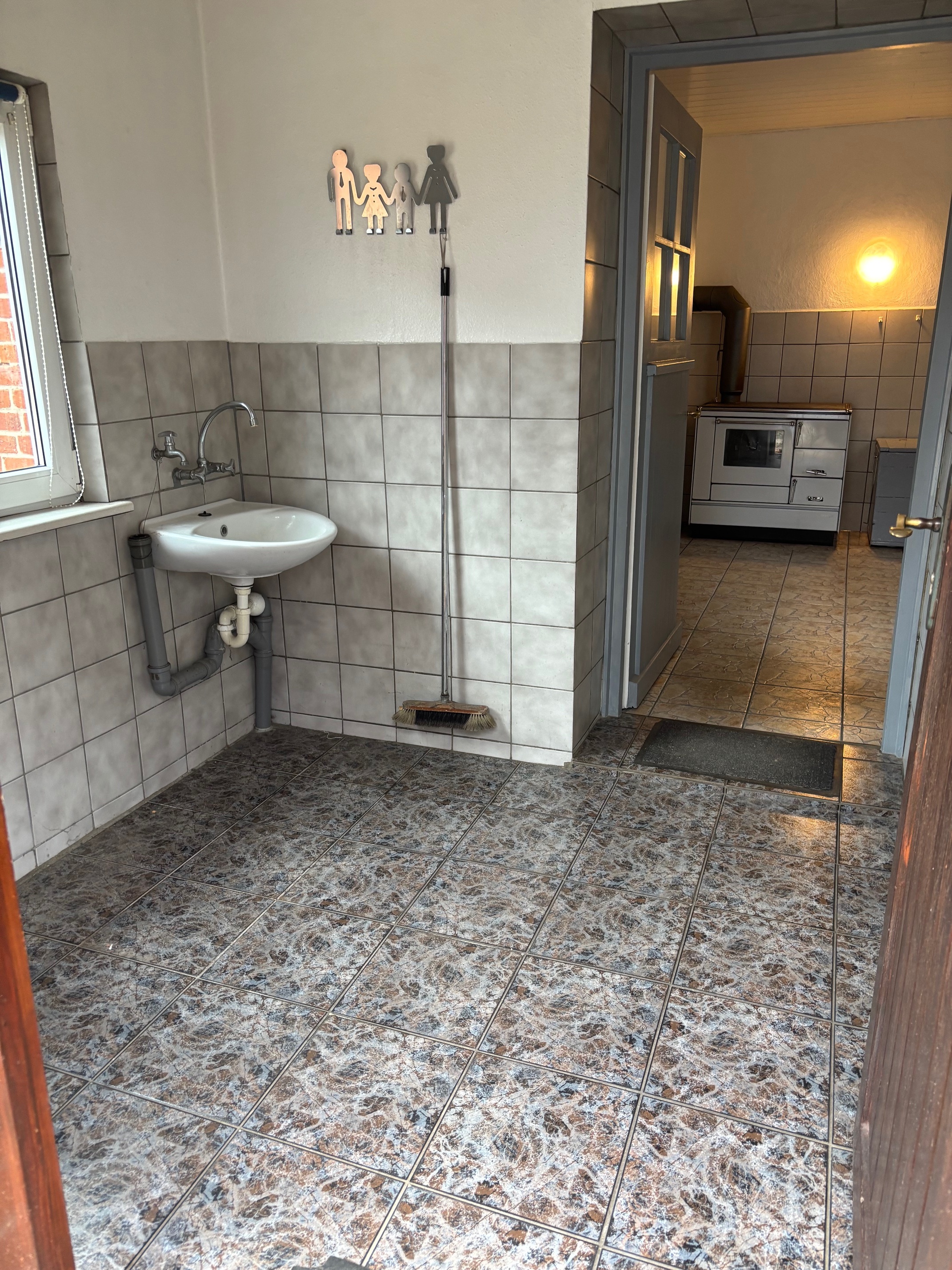 Preisbewusste Doppelhaushälfte mit viel Grün in 24239 Achterwehr. – Bild 24