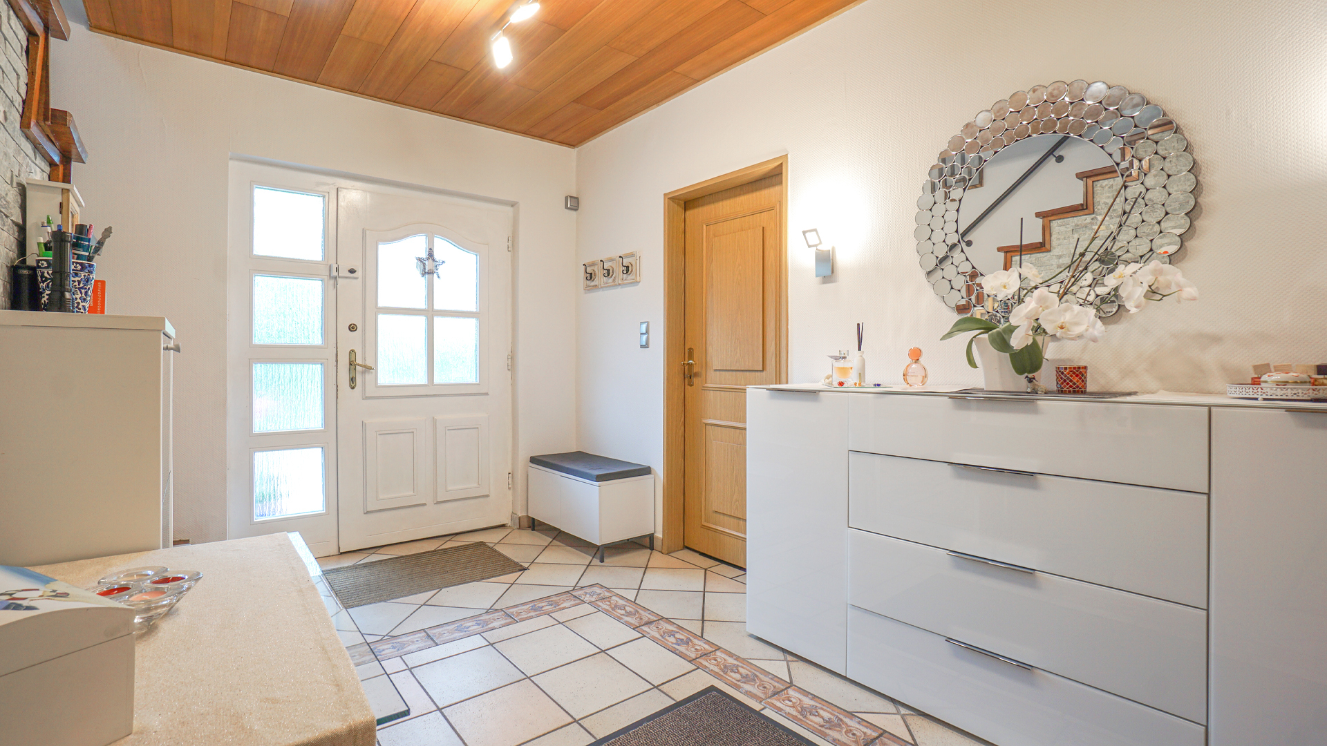 Familiengerechtes Anwesen in idyllischer Wohnlage und eigenem Bootsanlegerplatz in 23816 Neversdorf. – Bild 19