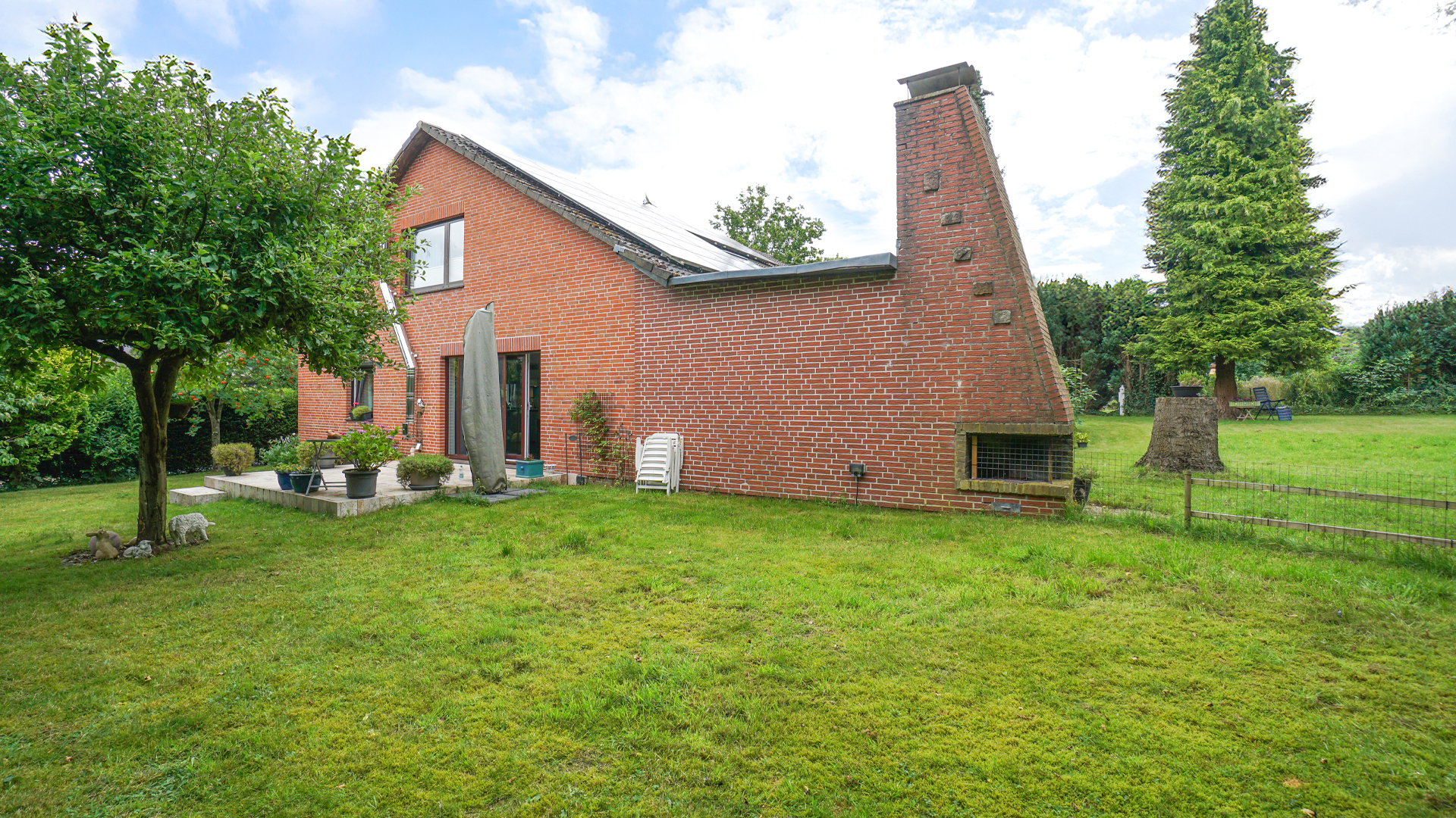 Familiengerechtes Anwesen in idyllischer Wohnlage und eigenem Bootsanlegerplatz in 23816 Neversdorf. – Bild 13