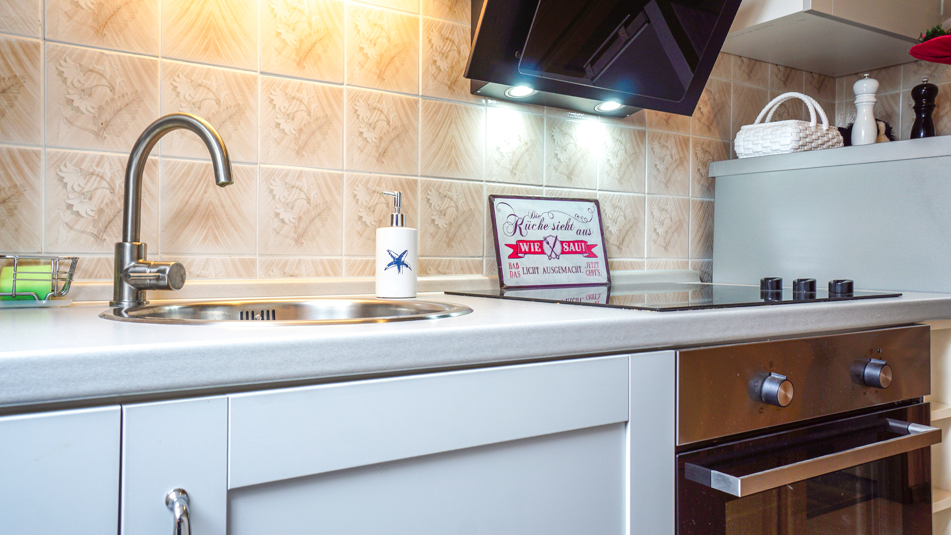 Familiengerechtes Anwesen in idyllischer Wohnlage und eigenem Bootsanlegerplatz in 23816 Neversdorf. – Bild 37