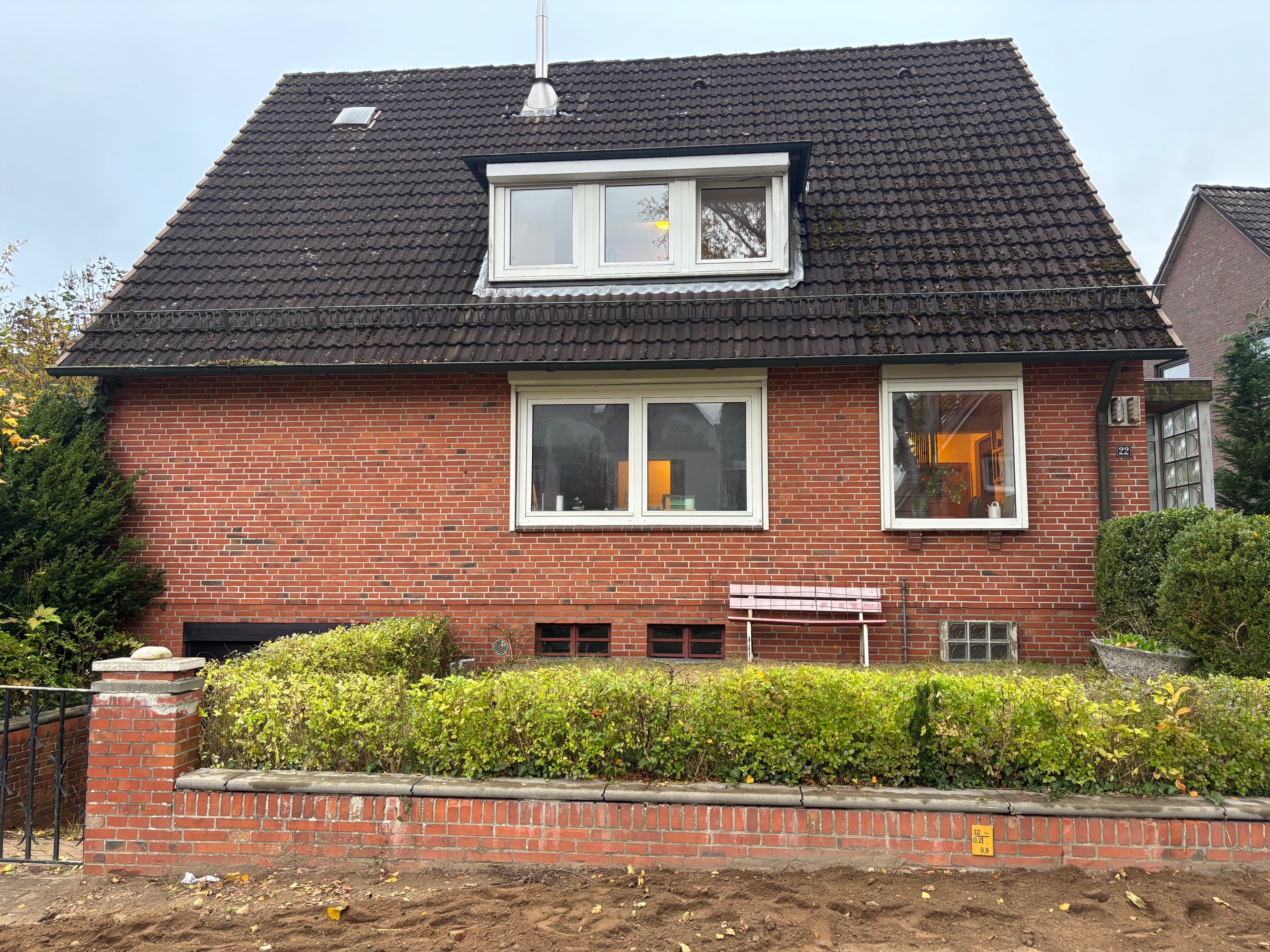 Preisbewusstes Einfamilienhaus mit möglicher ELW in 24146 Kiel. – Bild 2