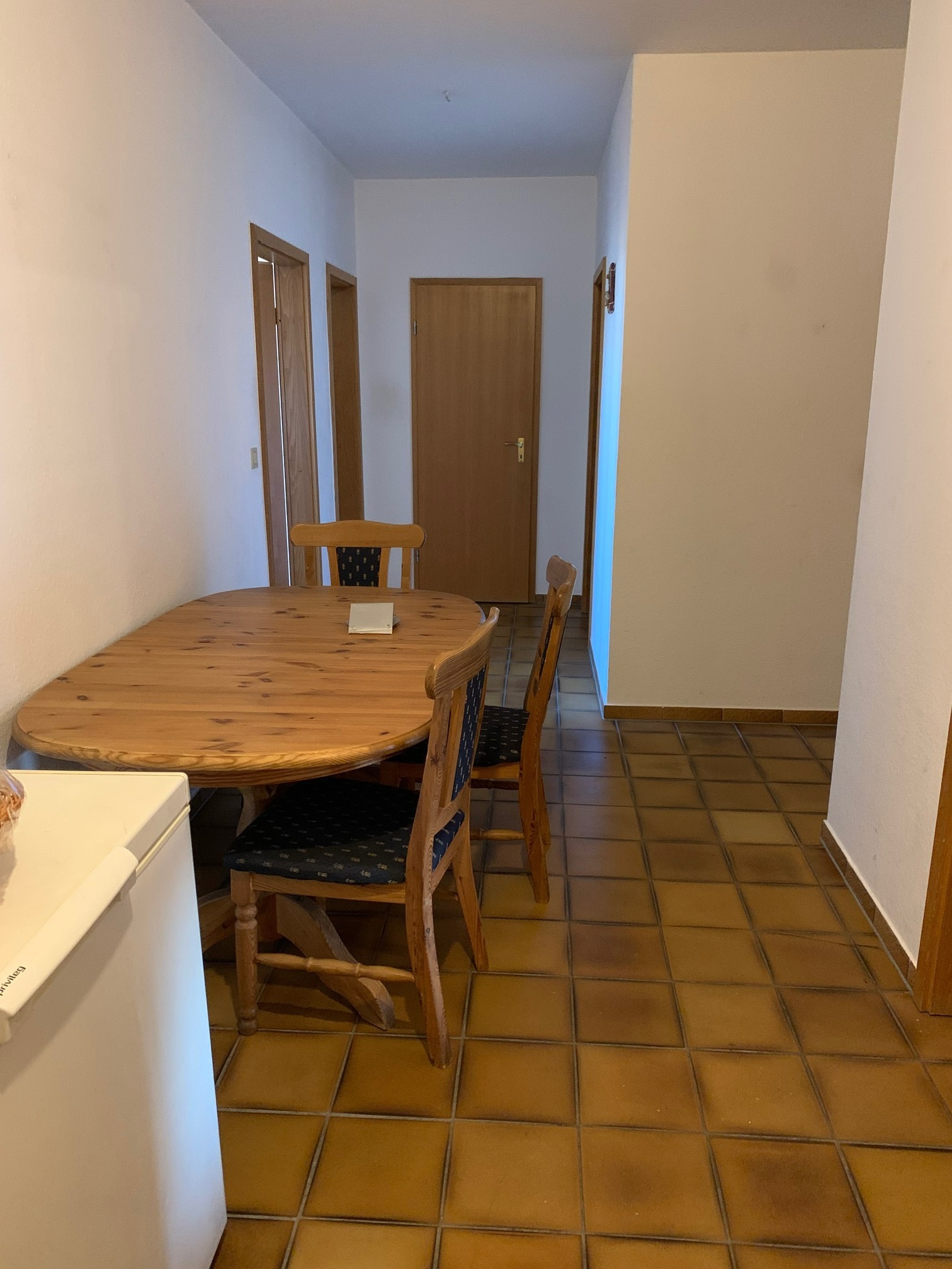 Gepflegtes Walmdachhaus mit 2 Wohneinheiten und Gewerbeeinheit in 25560 Schenefeld. – Bild 14