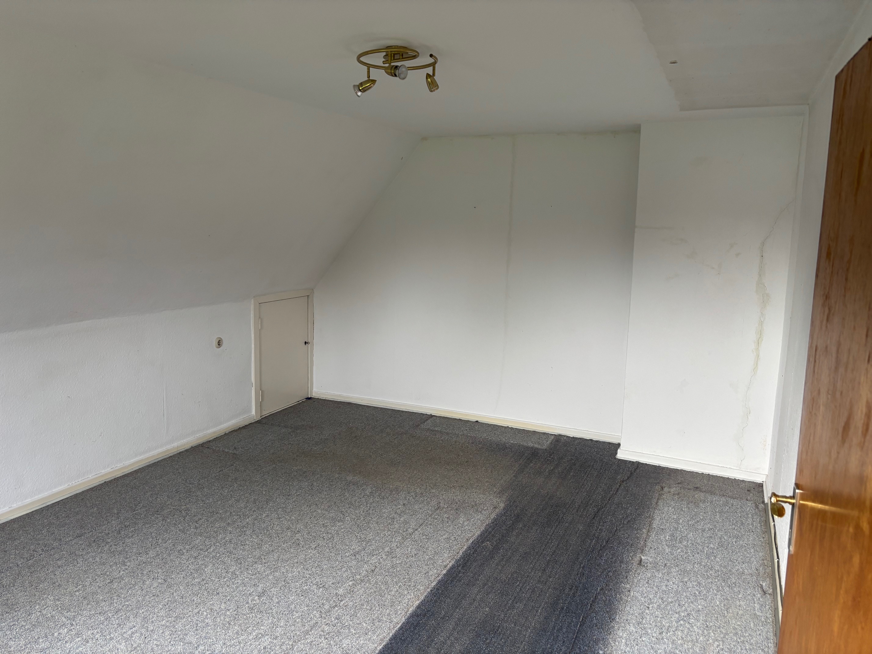 Preisbewusste Doppelhaushälfte mit viel Grün in 24239 Achterwehr. – Bild 31