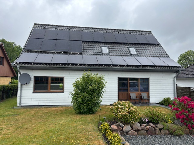 Top gepflegt, Einfamilienhaus mit viel Grün in 24969 Lindewitt OT Linnau. – Bild 3