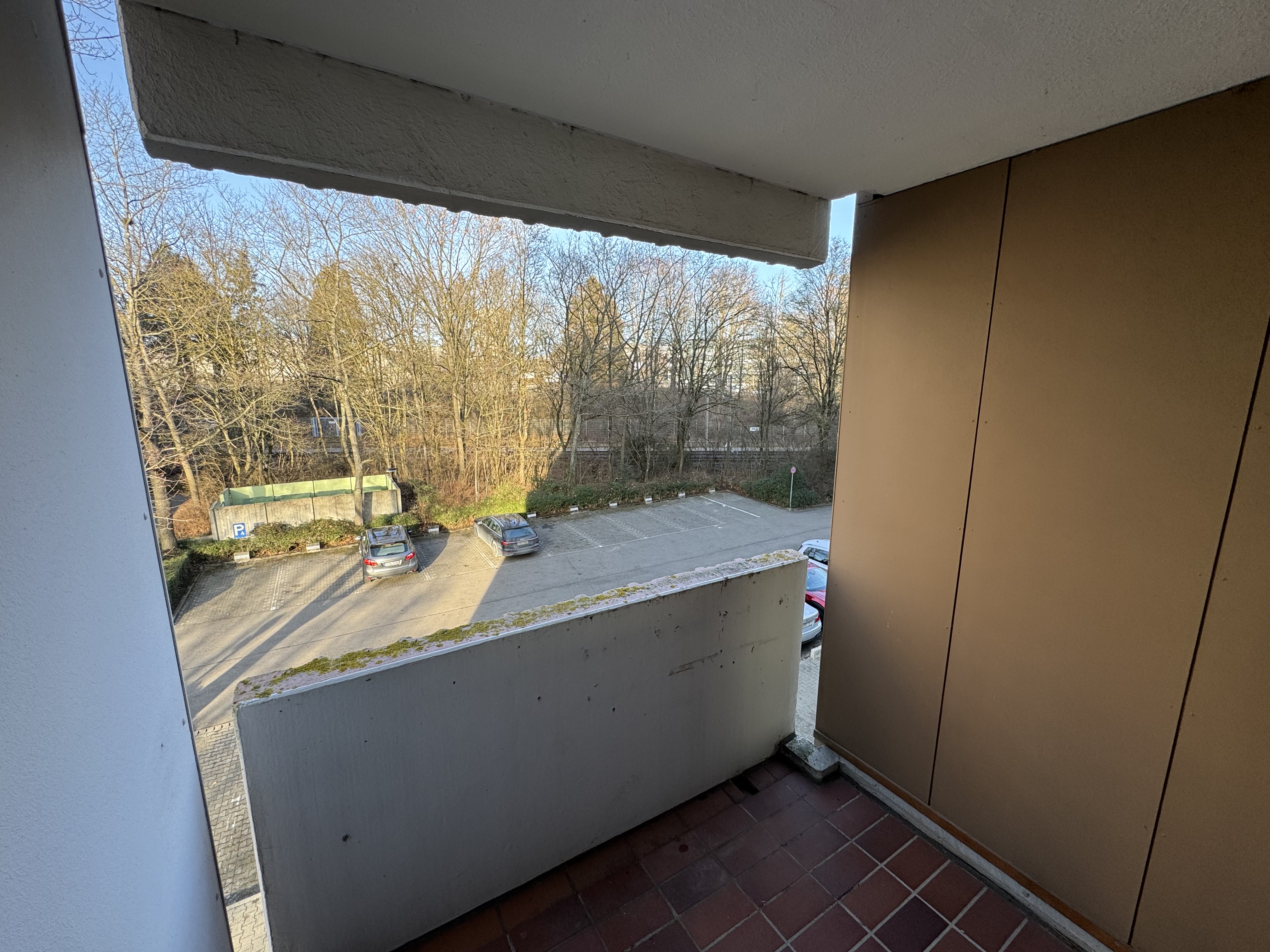 RUHIGE 4,5 ZIMMER WOHNUNG IN STUTTGART-MöHRINGEN – VERKAUF - Balkon 2