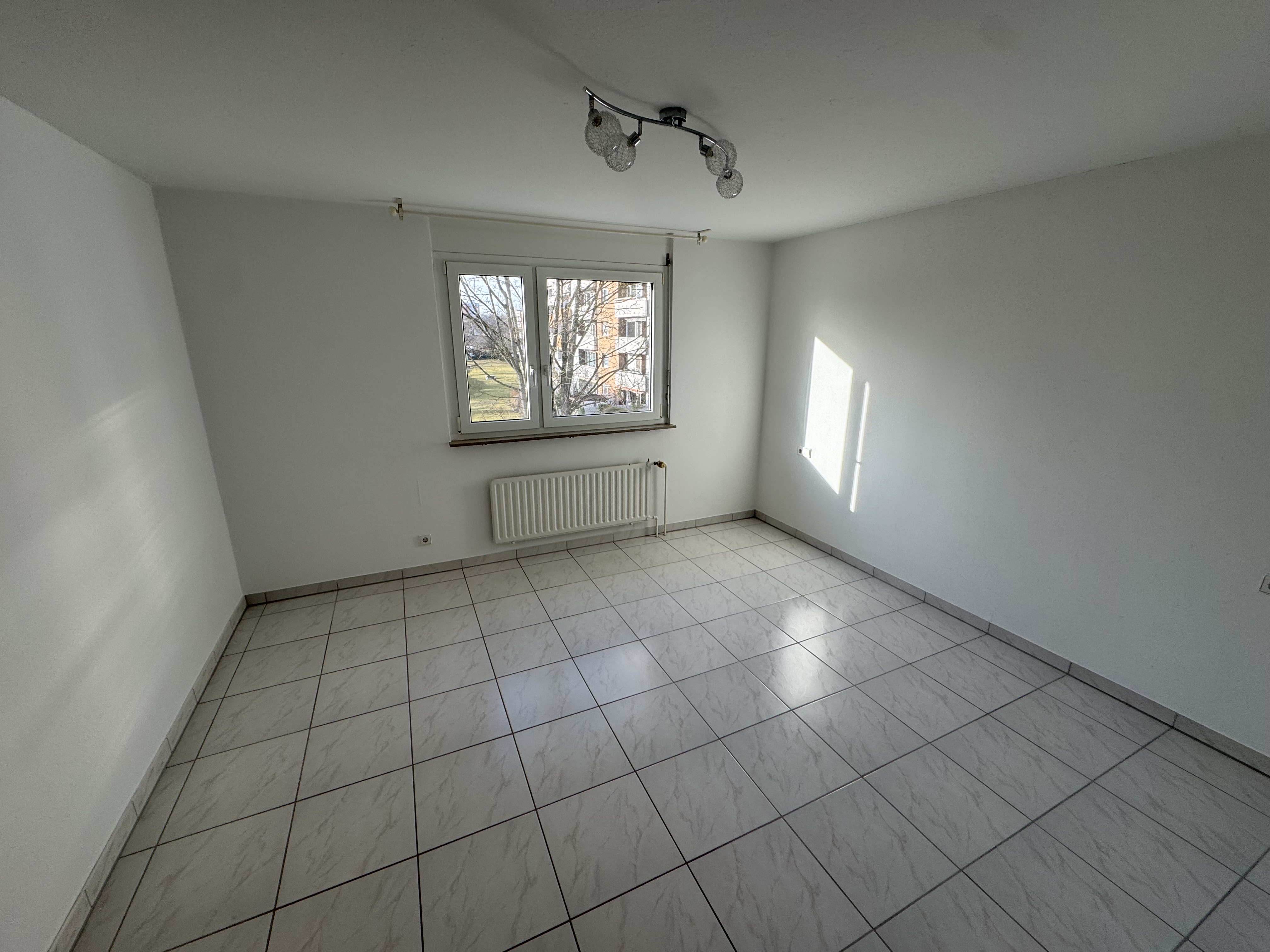 RUHIGE 4,5 ZIMMER WOHNUNG IN STUTTGART-MöHRINGEN – VERKAUF - Schlafzimmer