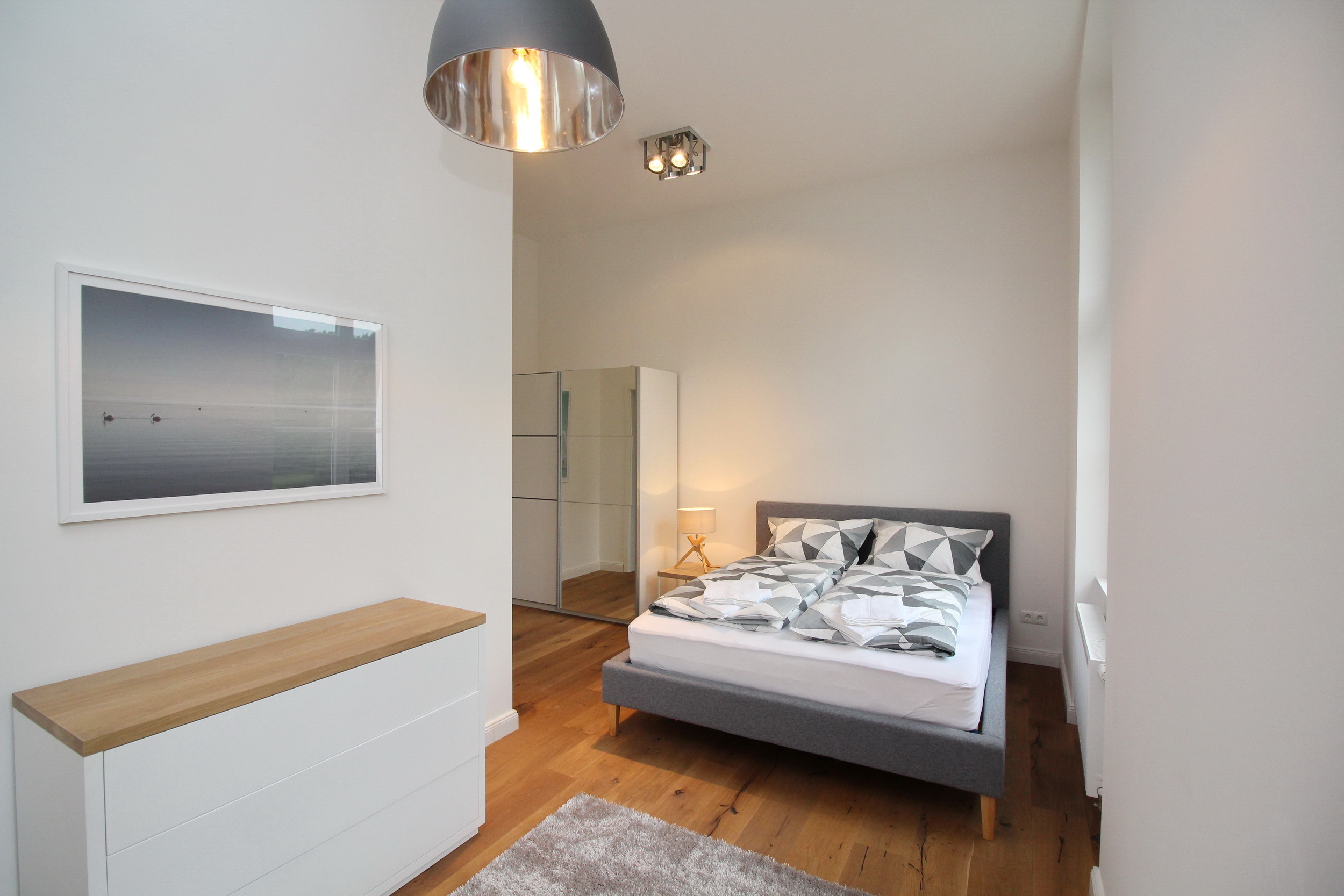 WERDEN SIE SCHLOSSHERR AN DER OSTSEE - EXKLUSIVE APPARTEMENTS VOR DEN TOREN DER HANSESTADT STRALSUND – VERKAUF - Schlafbereich