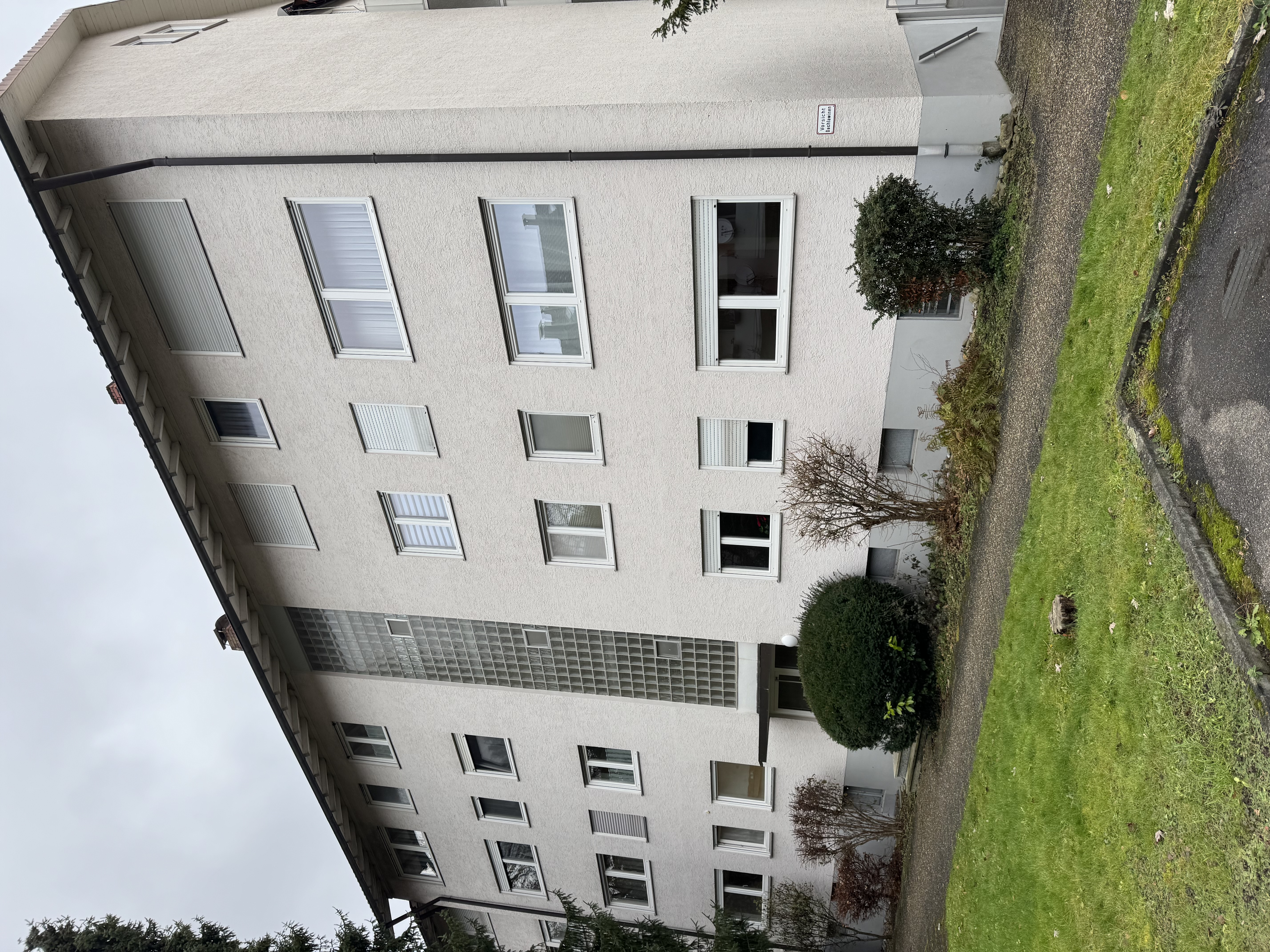 Helle 2-Zimmer-Wohnung mit 65 m² in ruhiger Lage