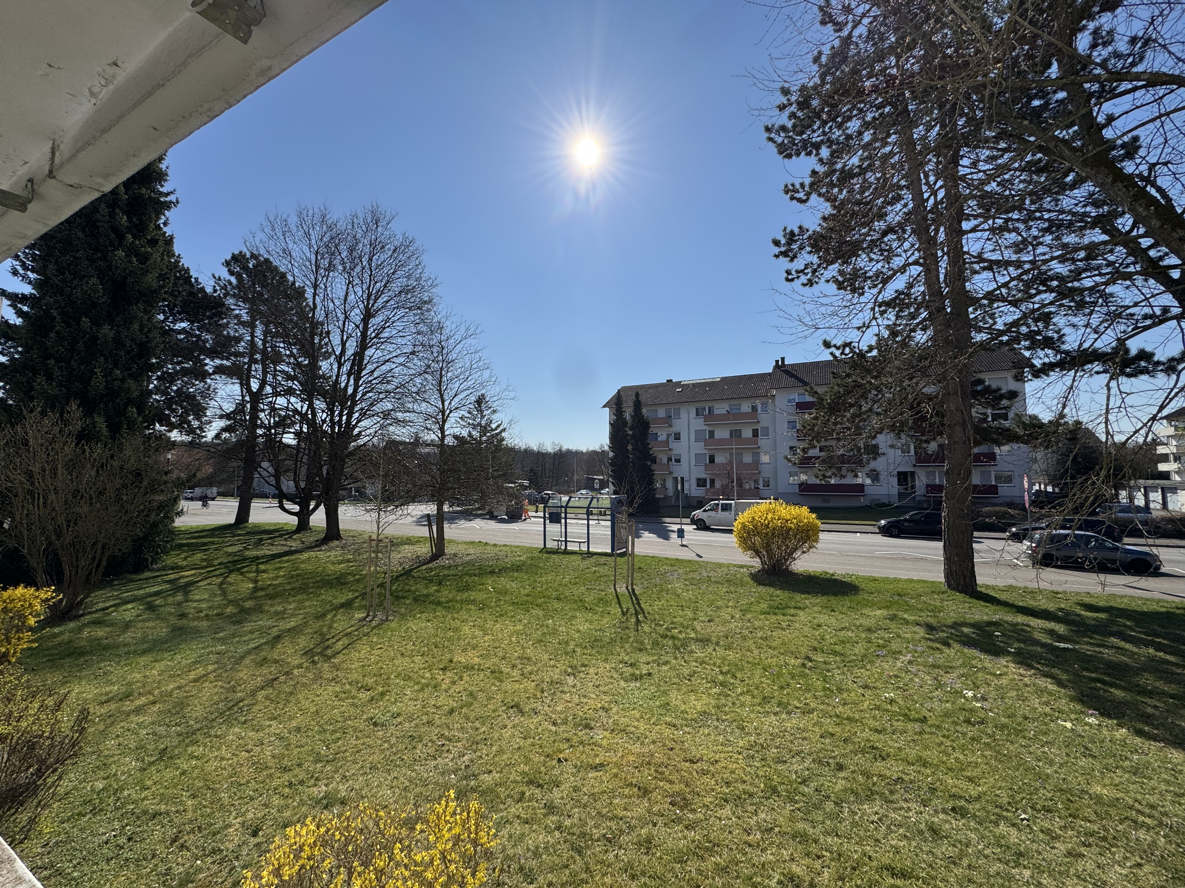 REDUZIERTER PREIS - HELLE 2-ZIMMER-WOHNUNG MIT 65 M² IN RUHIGER LAGE – VERKAUF - IMG_2235