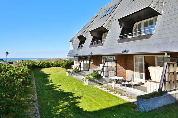 Ferienwohnung in Kampen: 50 m², West-Terrasse mit Meerblick, Tiefgaragenstellplatz