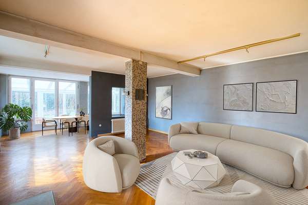 Einfamilienhaus in Hermsdorf: 173 m², Grundstück 755 m², Wintergarten, Kamin, Garage, provisionsfrei