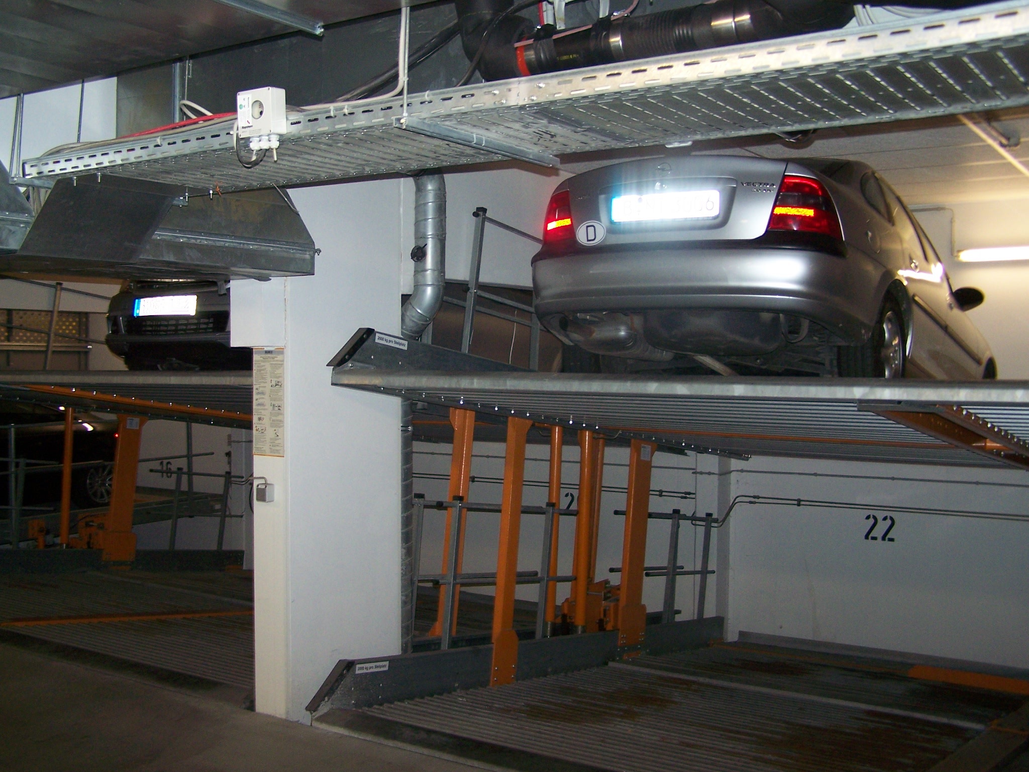 Tiefgaragenstellplatz (Duplex) mitten in Berlin-Mitte