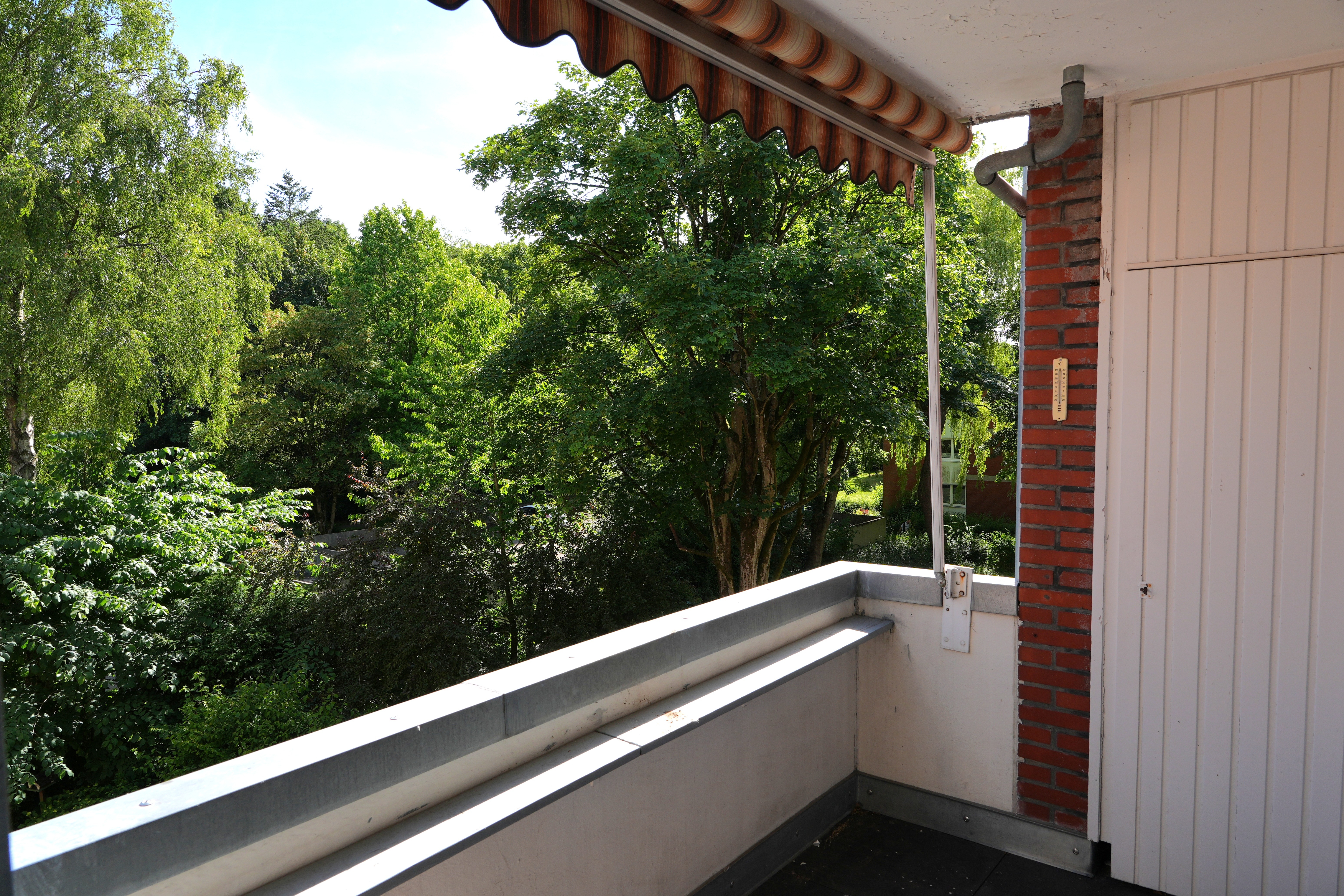 sonniger Südbalkon
