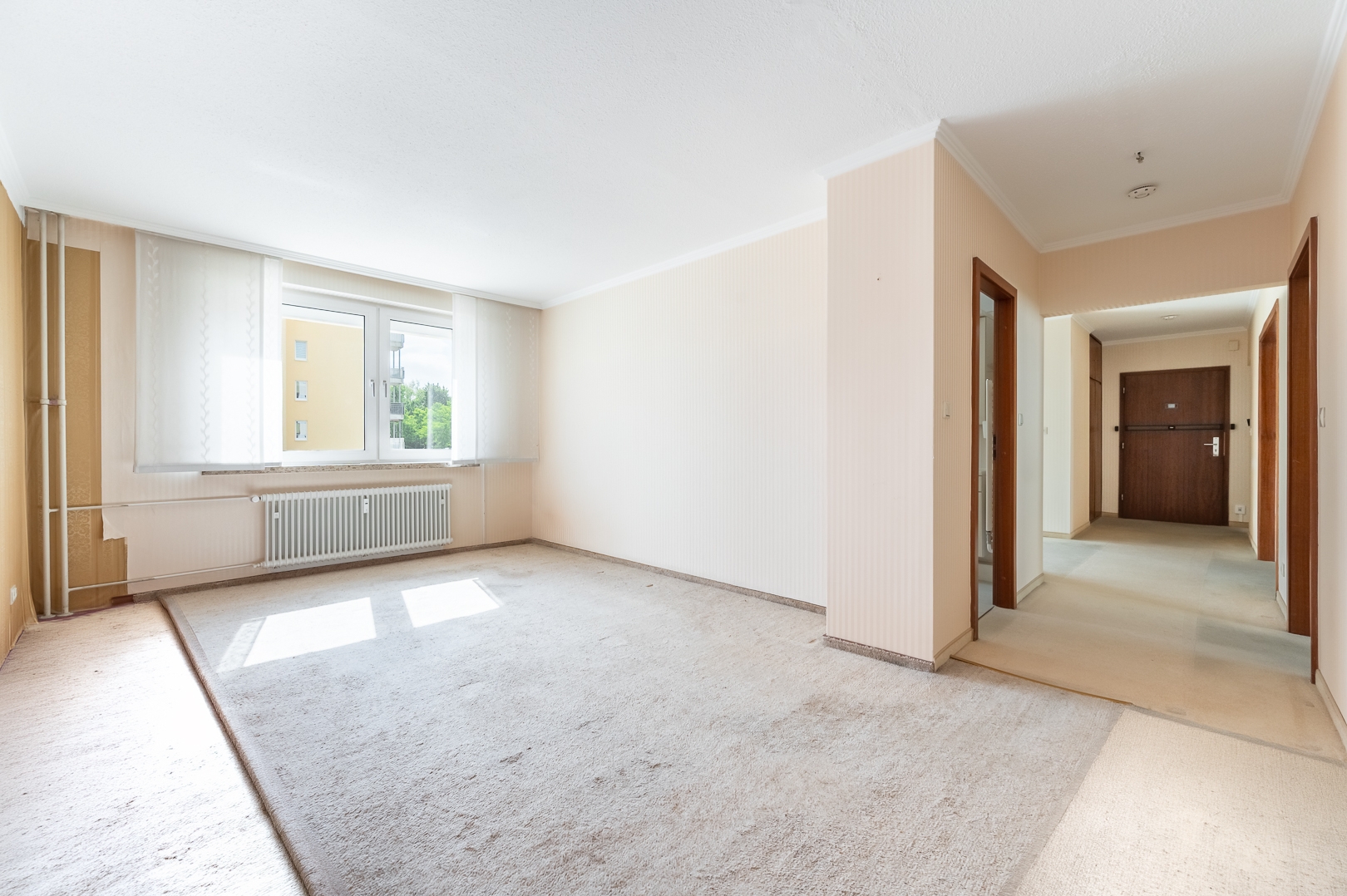 Zimmer 2 (aktuell offen, ohne Tür)