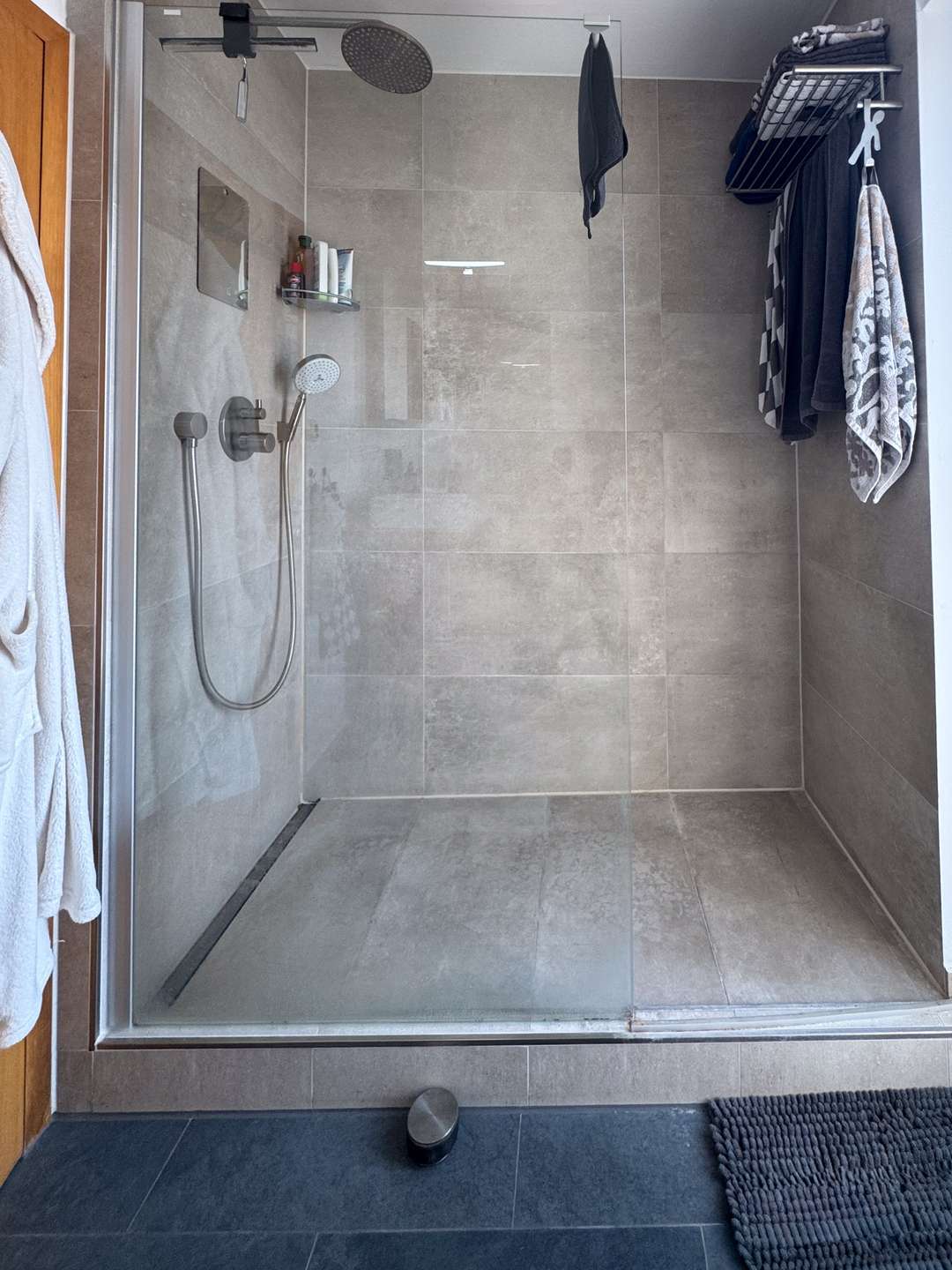 ...mit Dusche 