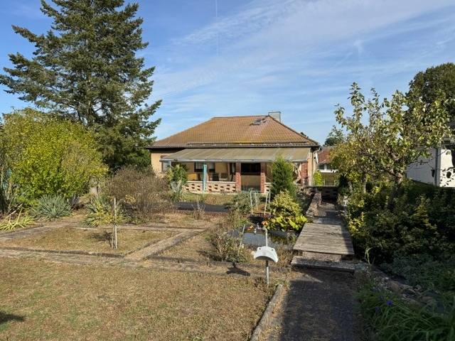 Grundstücksblick Nebengelass