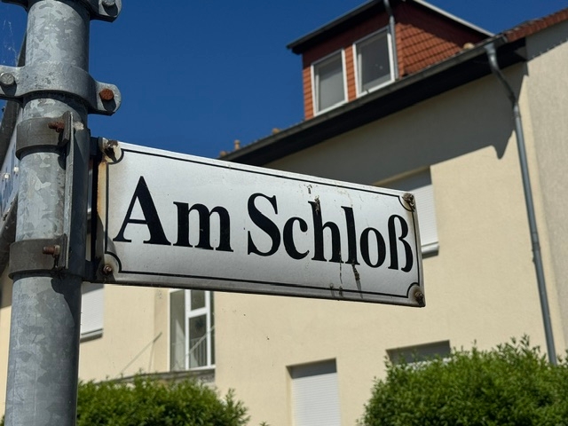 An bester Adresse