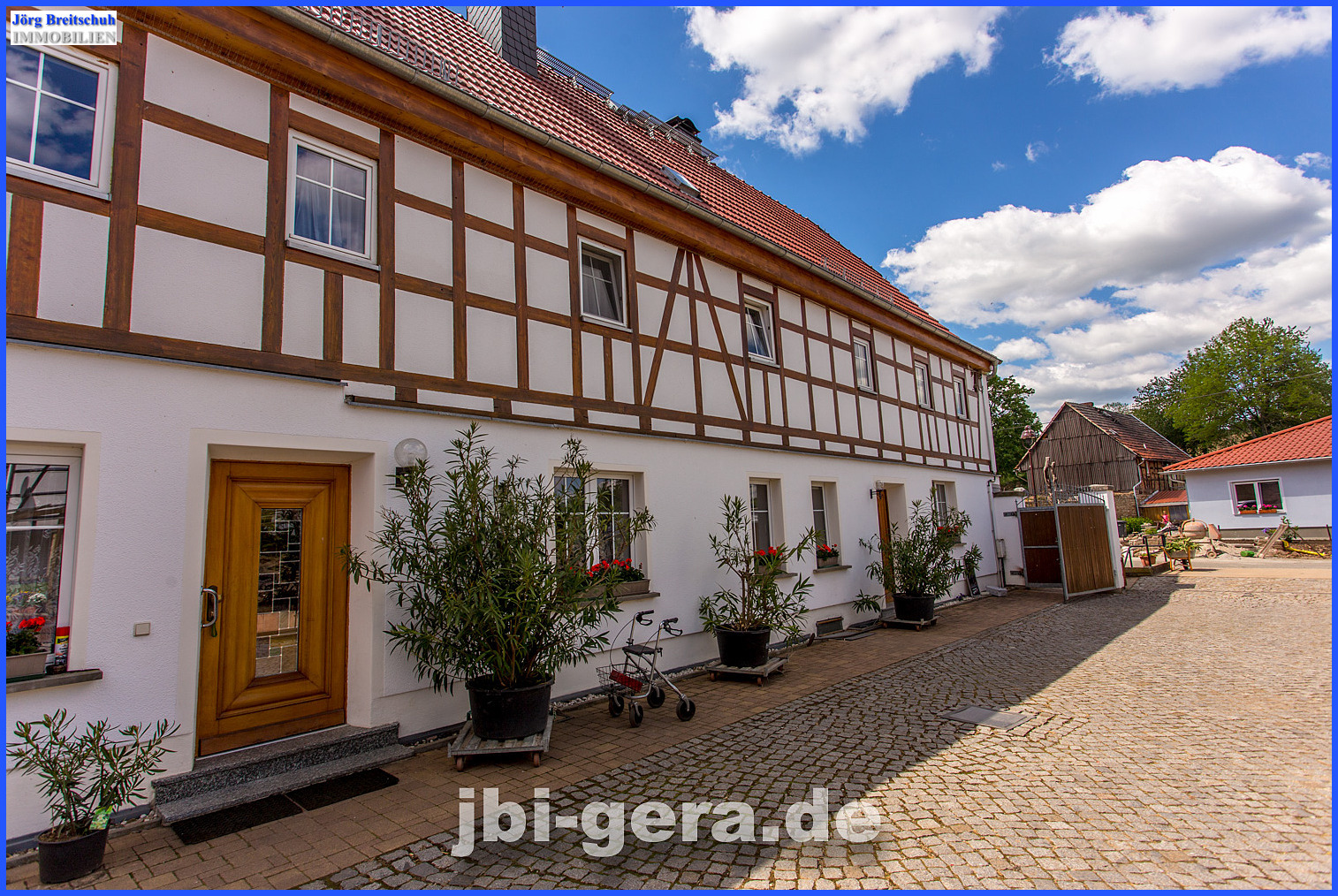 Ansicht Haupthaus vom Hof aus