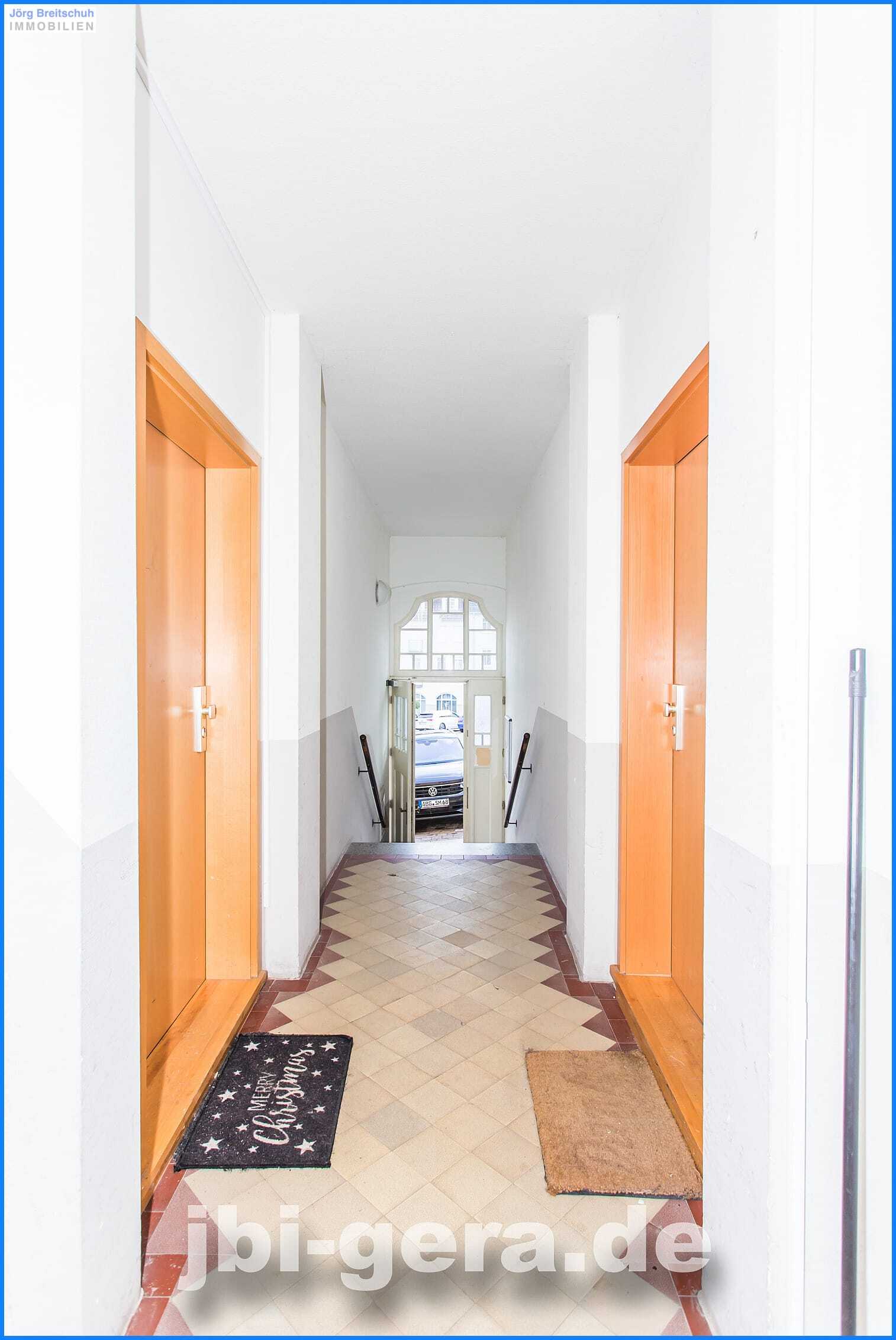 Treppenhaus WE Eingang EG