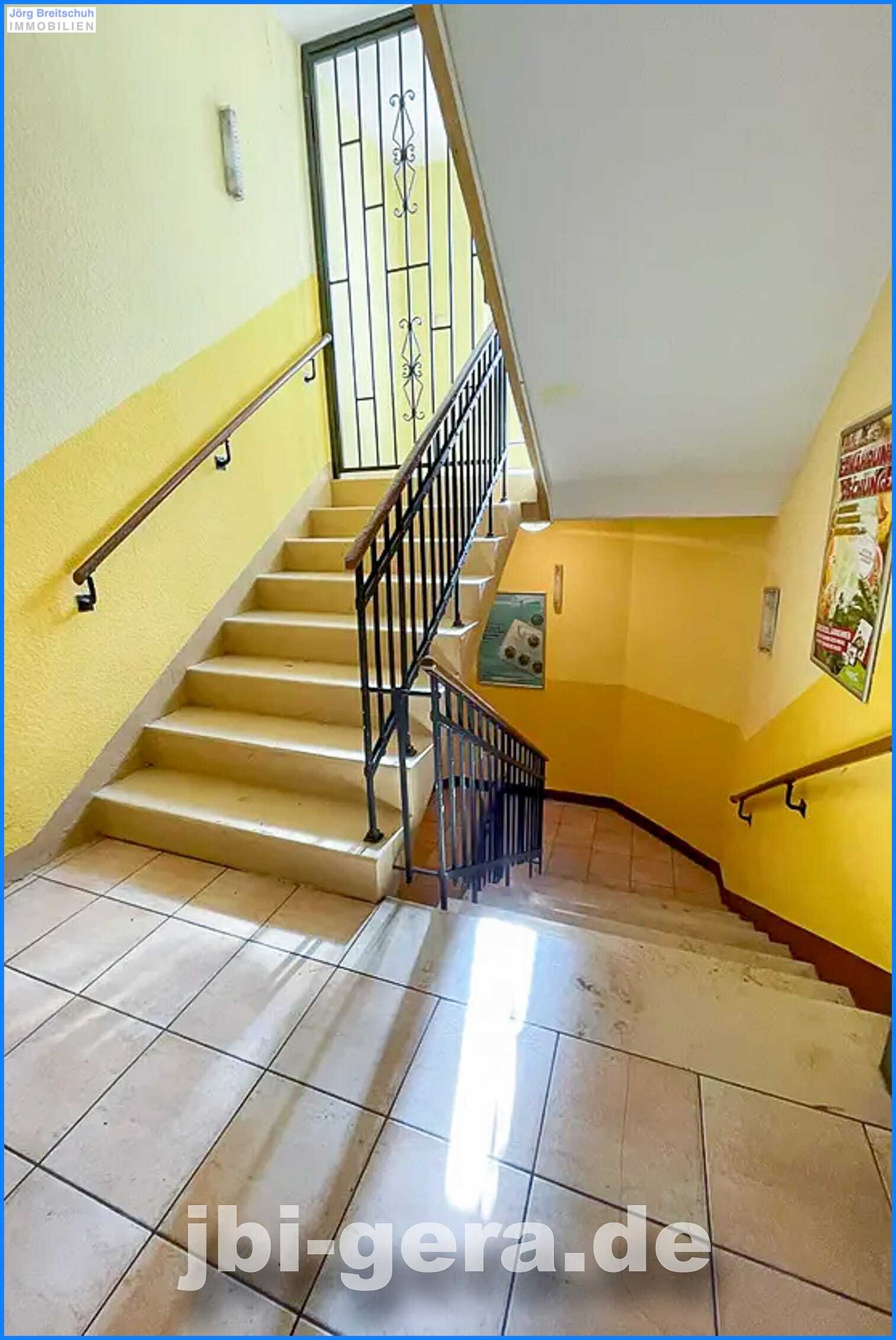 Treppenhaus rechts 1OG
