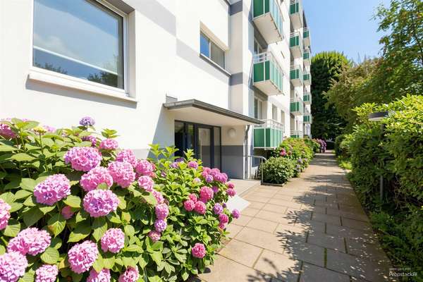 Gut geschnittene 3-Zimmer Wohnung in bester Lage in Peterswerder