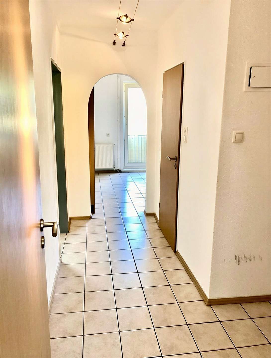 Helle 3 Zimmer Wohnung in der Neustadt (auch WG geeignet)