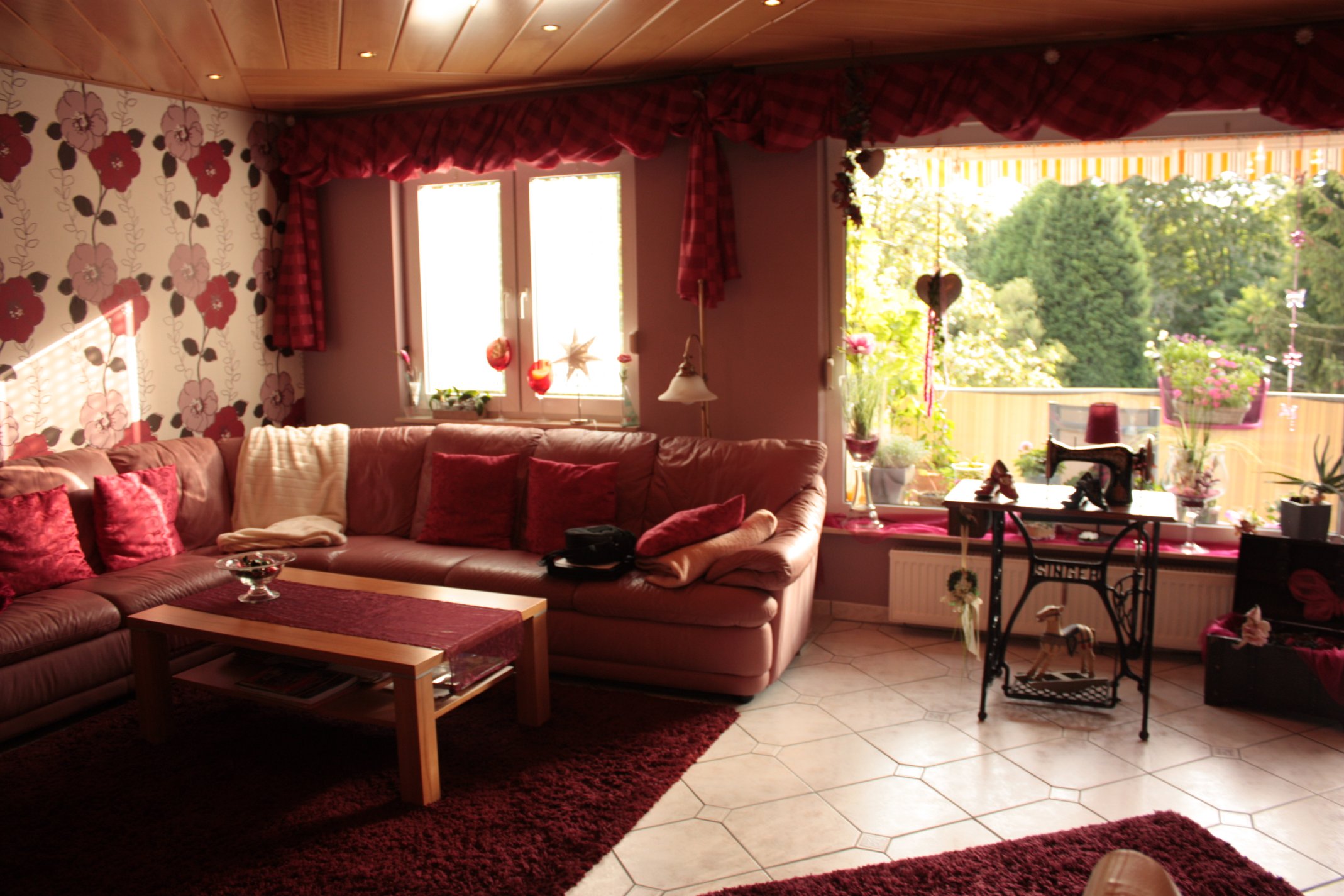 Ruhig gelegene Wohnung mit Blick ins Grüne inkl. Garage