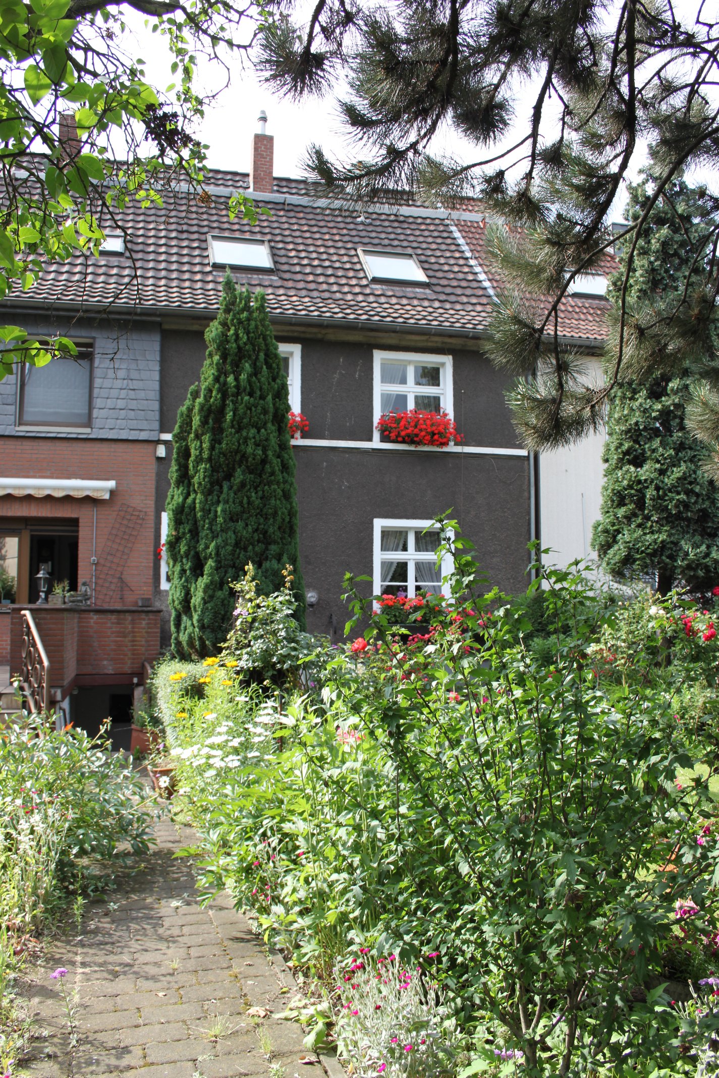 Altbau mit Charme für die kleine Familie im Duisburger Süden!