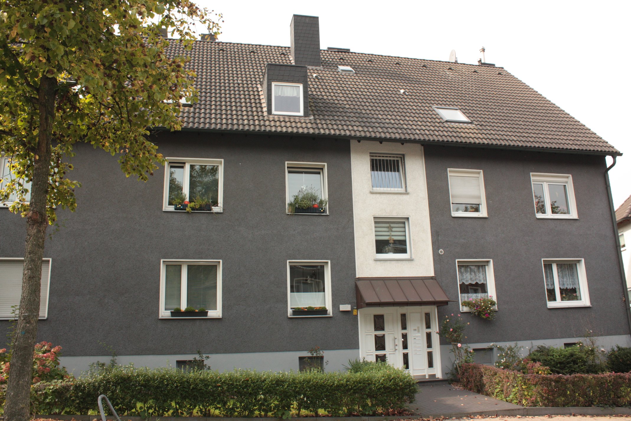 Klein-Fein-Mein! 2-Raum-Dachgeschosswohnung für Immobilieneinsteiger