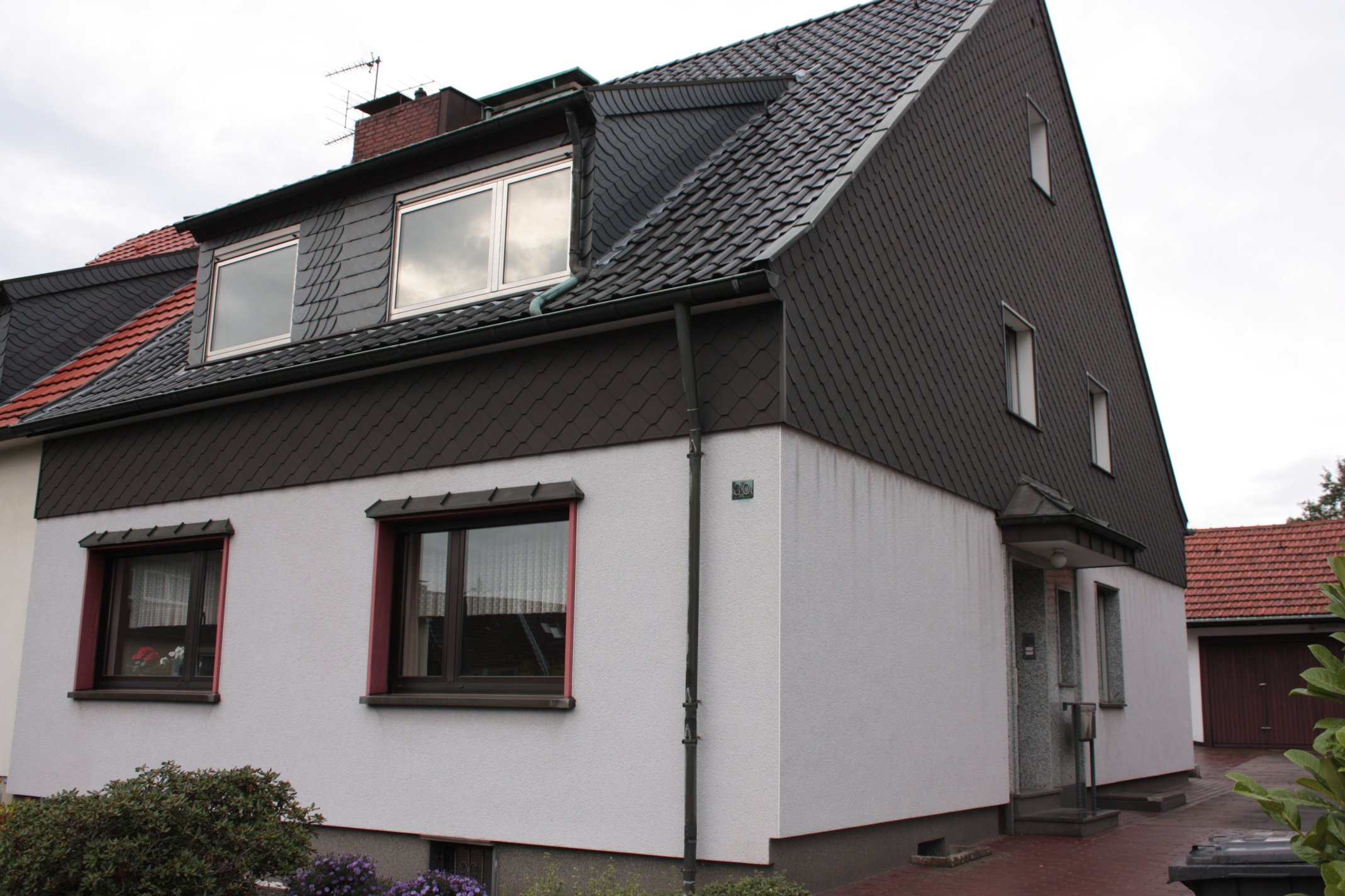Zweifamilienhaus mit Potential in exponierter Lage