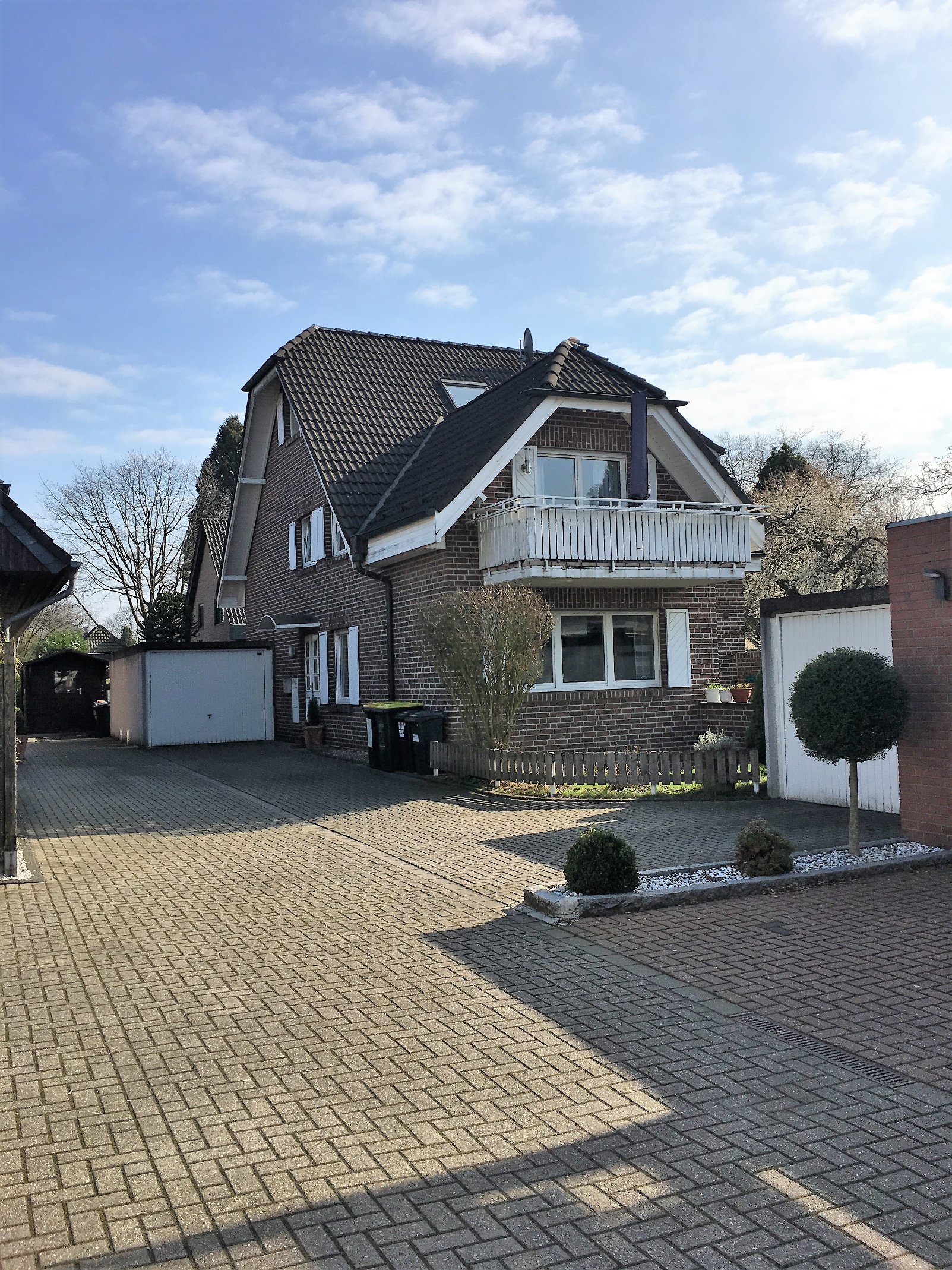 2-3 Familienhaus im Landhausstil