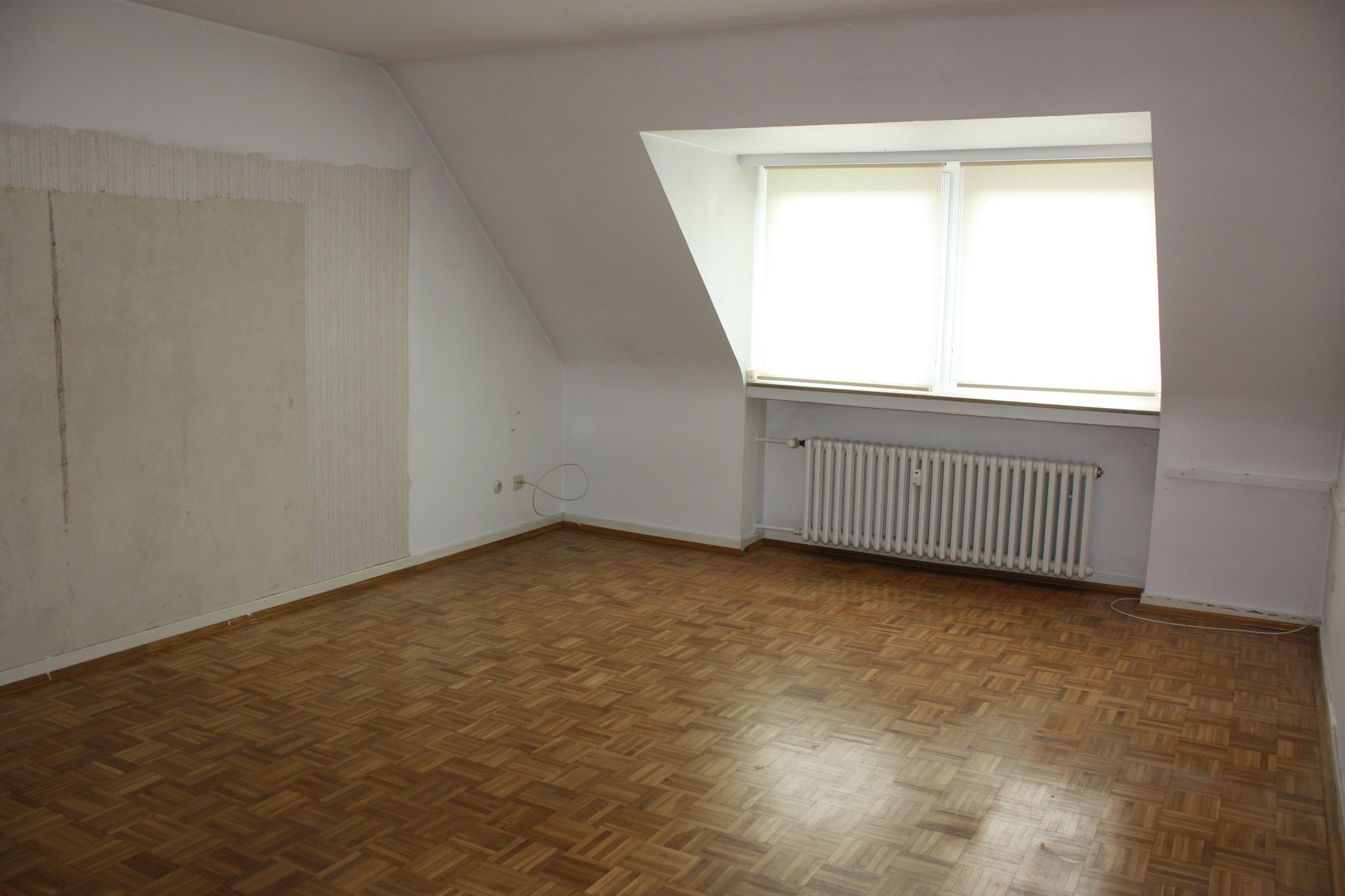 Gemütliche Dachgeschosswohnung in Essen-Schönebeck