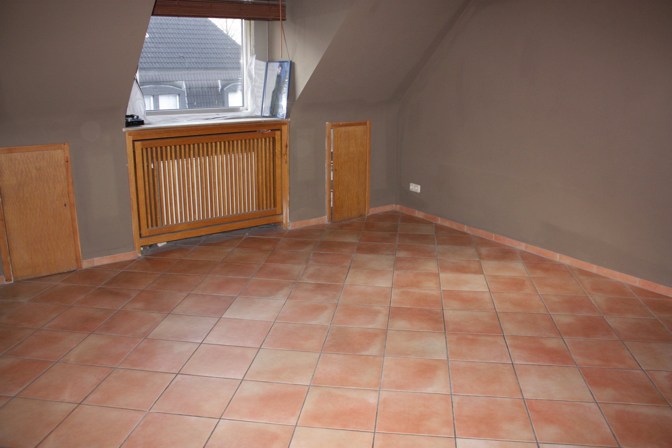 Gemütliche Dachgeschosswohnung mit Stellplatz in Borbeck