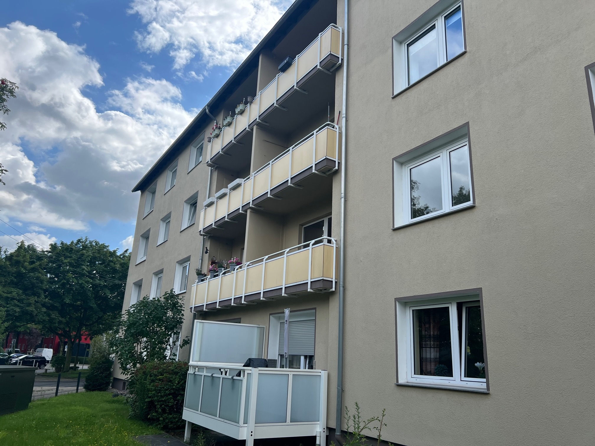 Kapitalanleger aufgepasst! Top aufgeteilte 3-Raum-Wohnung in Uni-Nähe